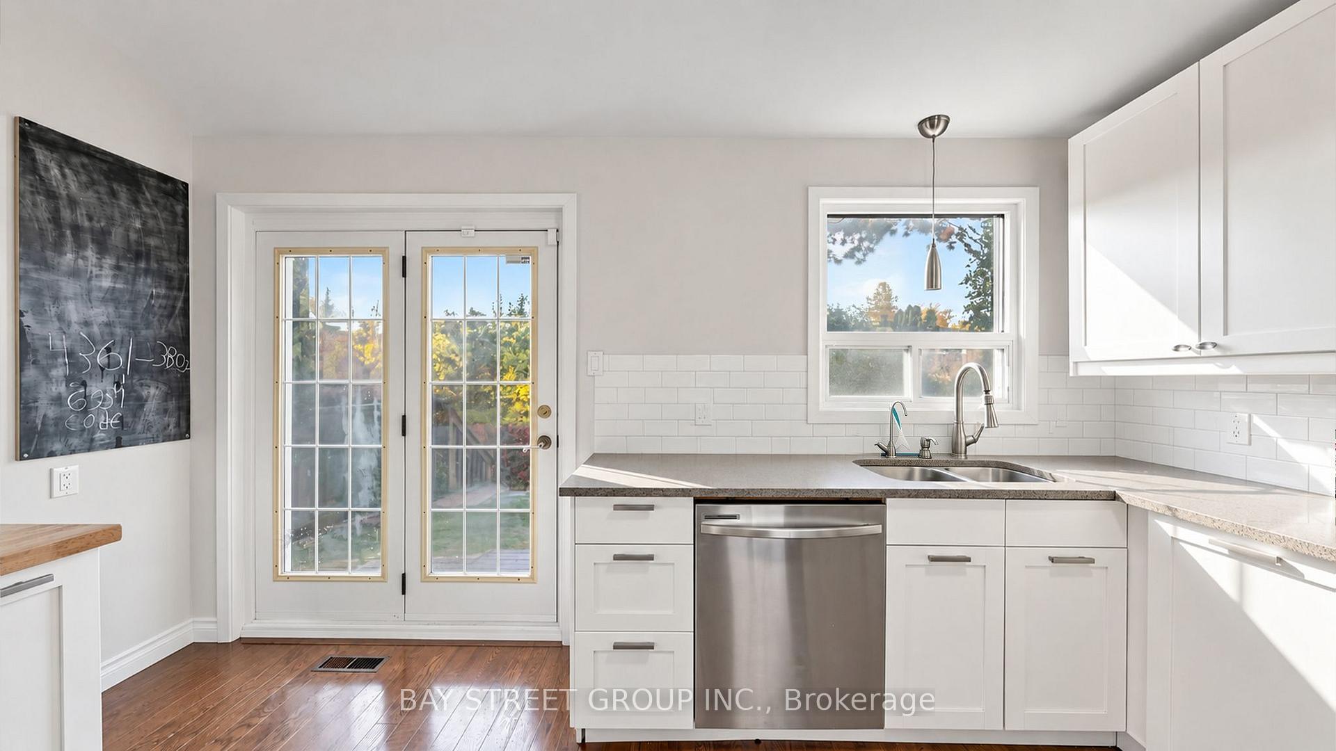 Photo 14 of 104 Mcnicoll Avenue, North York, Hillcrest Village — HOMEH