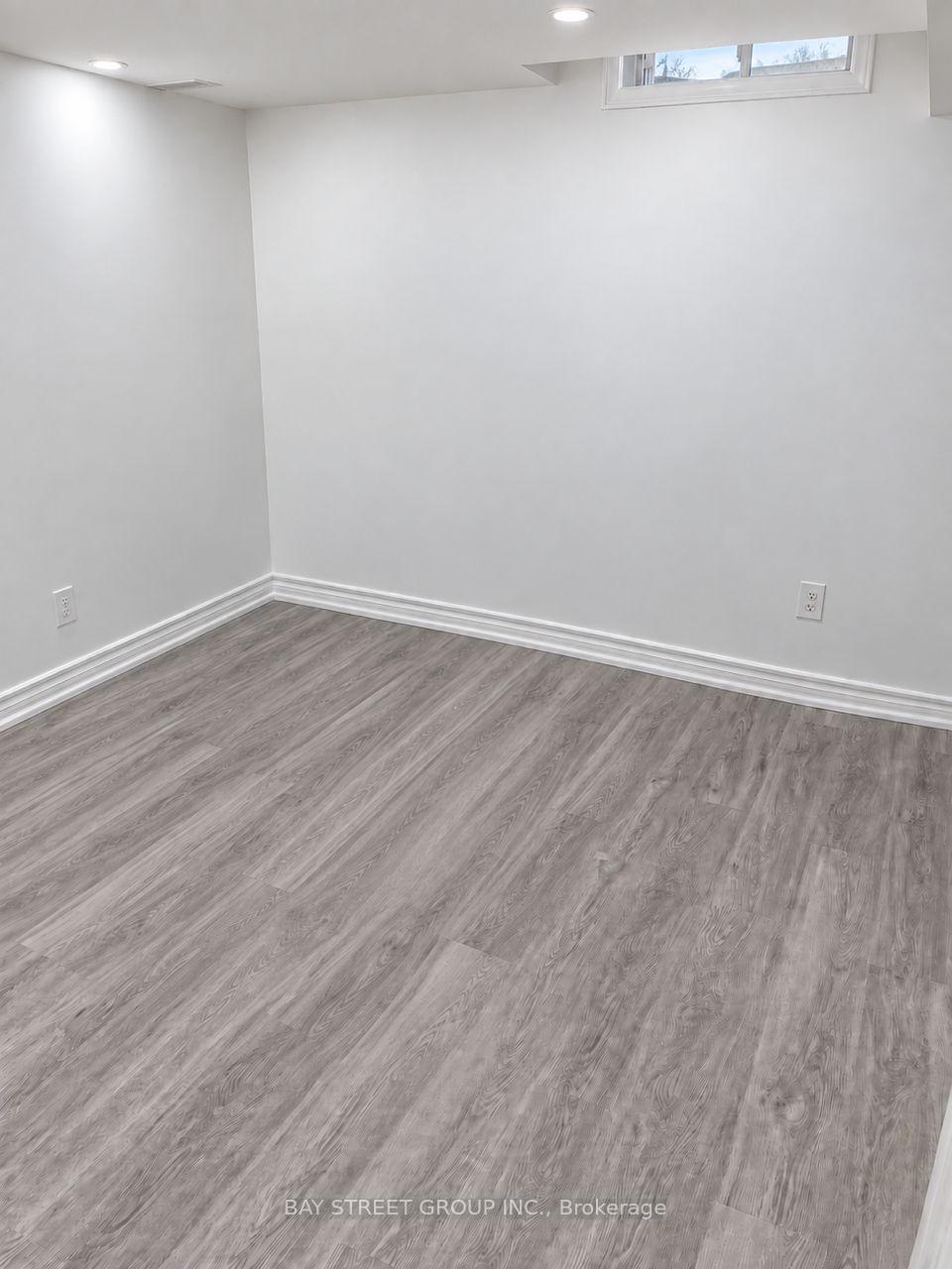 Photo 5 of Unit BSMT, 19 Casabel Drive, Vaughan, Vellore Village — HOMEH