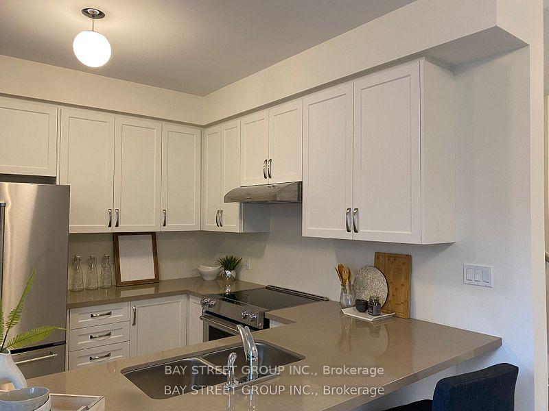 Photo 6 of 315 Coronation Road, Whitby, Rural Whitby — HOMEH