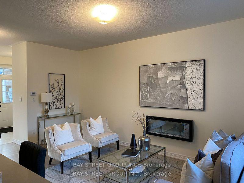 Photo 8 of 315 Coronation Road, Whitby, Rural Whitby — HOMEH