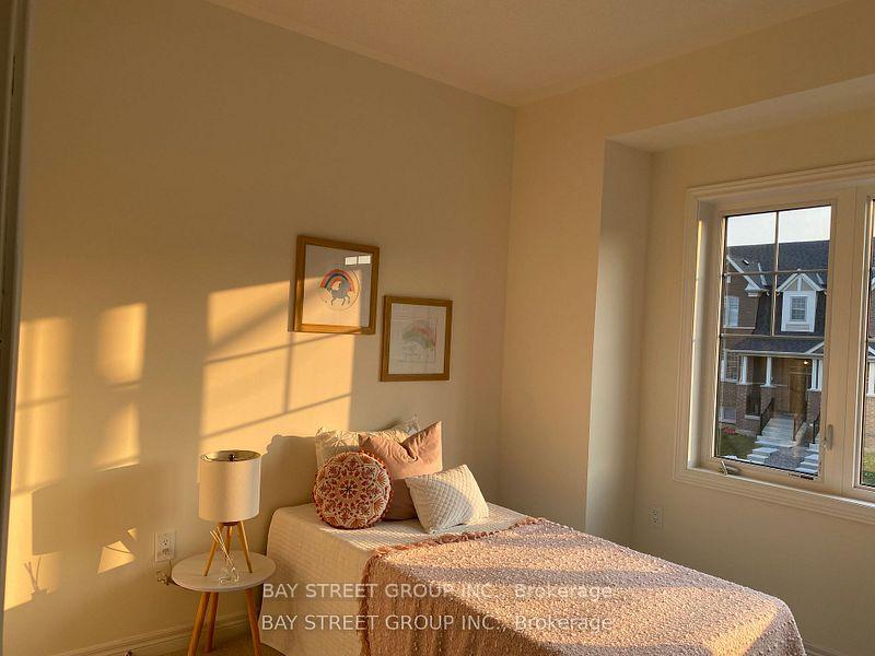 Photo 17 of 315 Coronation Road, Whitby, Rural Whitby — HOMEH