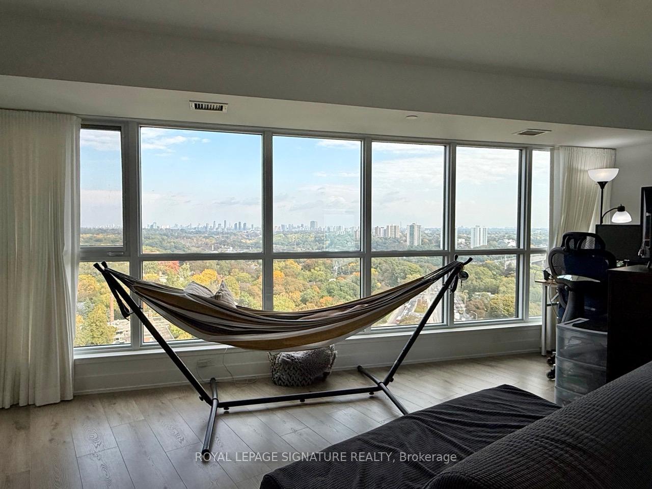 Photo 5 of Unit 1916, 585 Bloor Street E, Toronto, North St. James Town — HOMEH