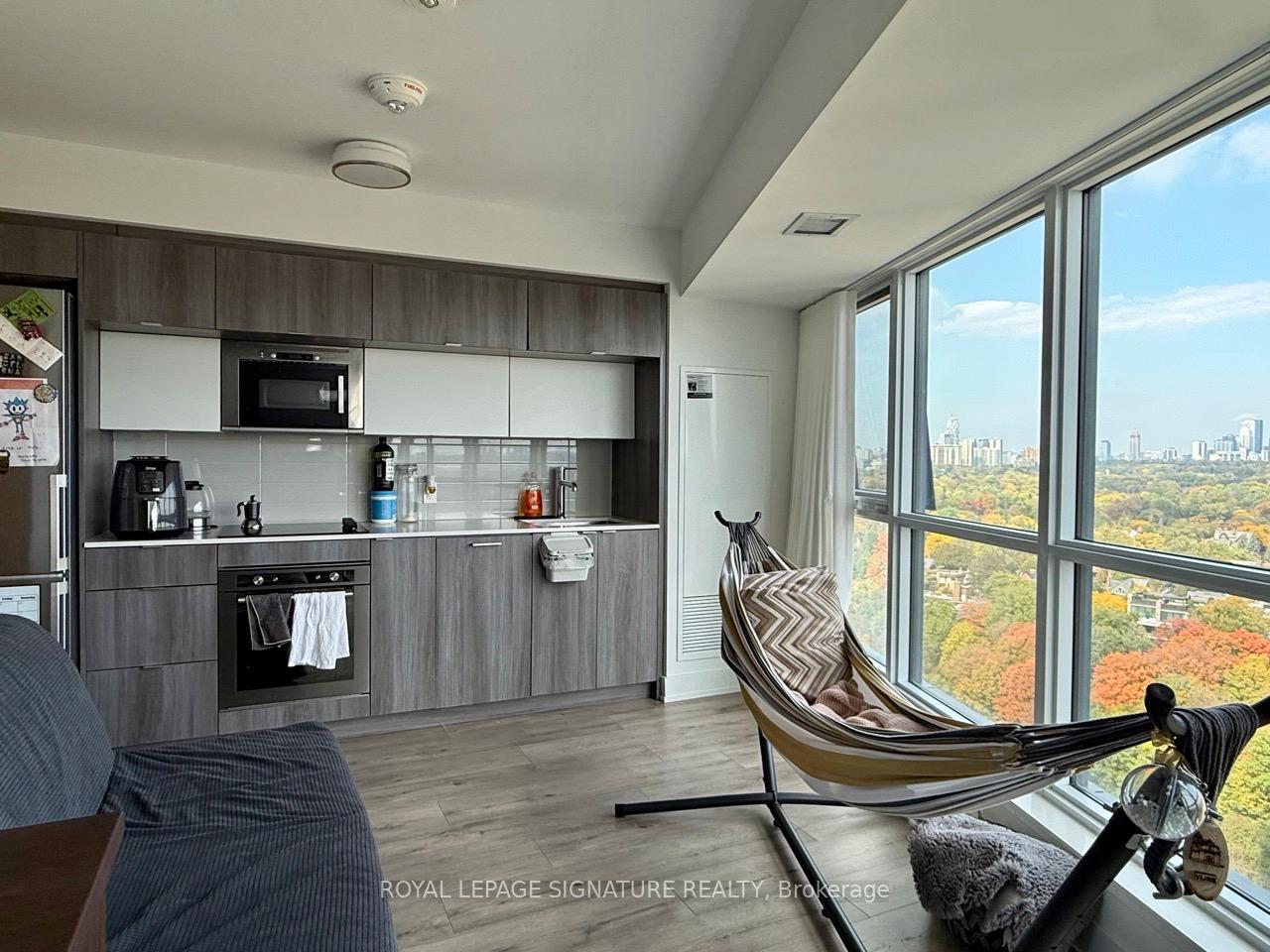 Photo 6 of Unit 1916, 585 Bloor Street E, Toronto, North St. James Town — HOMEH