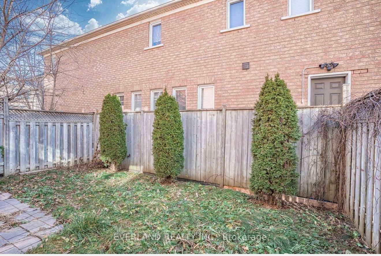 Photo 17 of 249 Yellowood Circle, Vaughan, Patterson — HOMEH