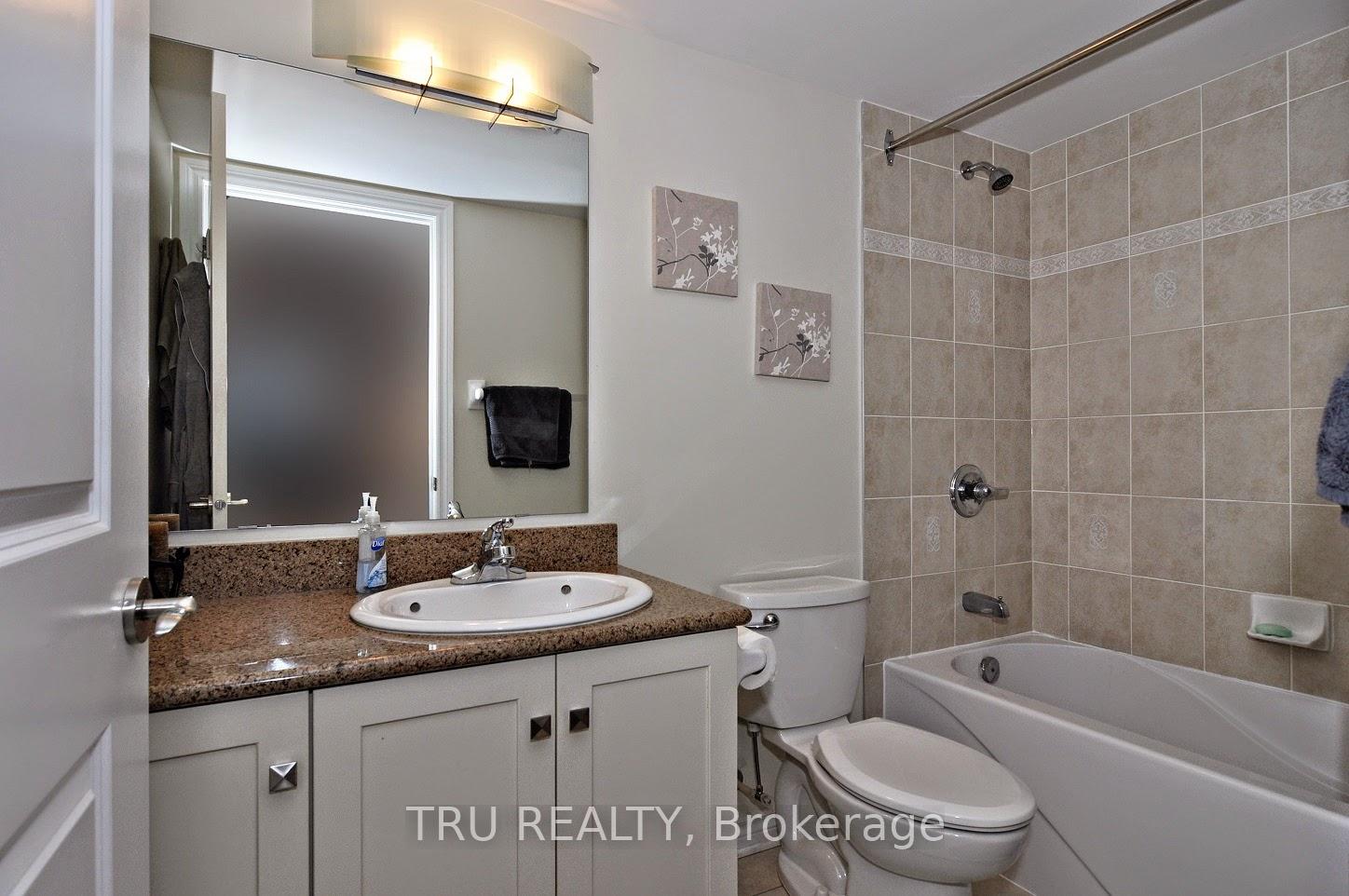Photo 14 of Unit 908, 314 Central Park Drive, Ottawa, Central Park — HOMEH