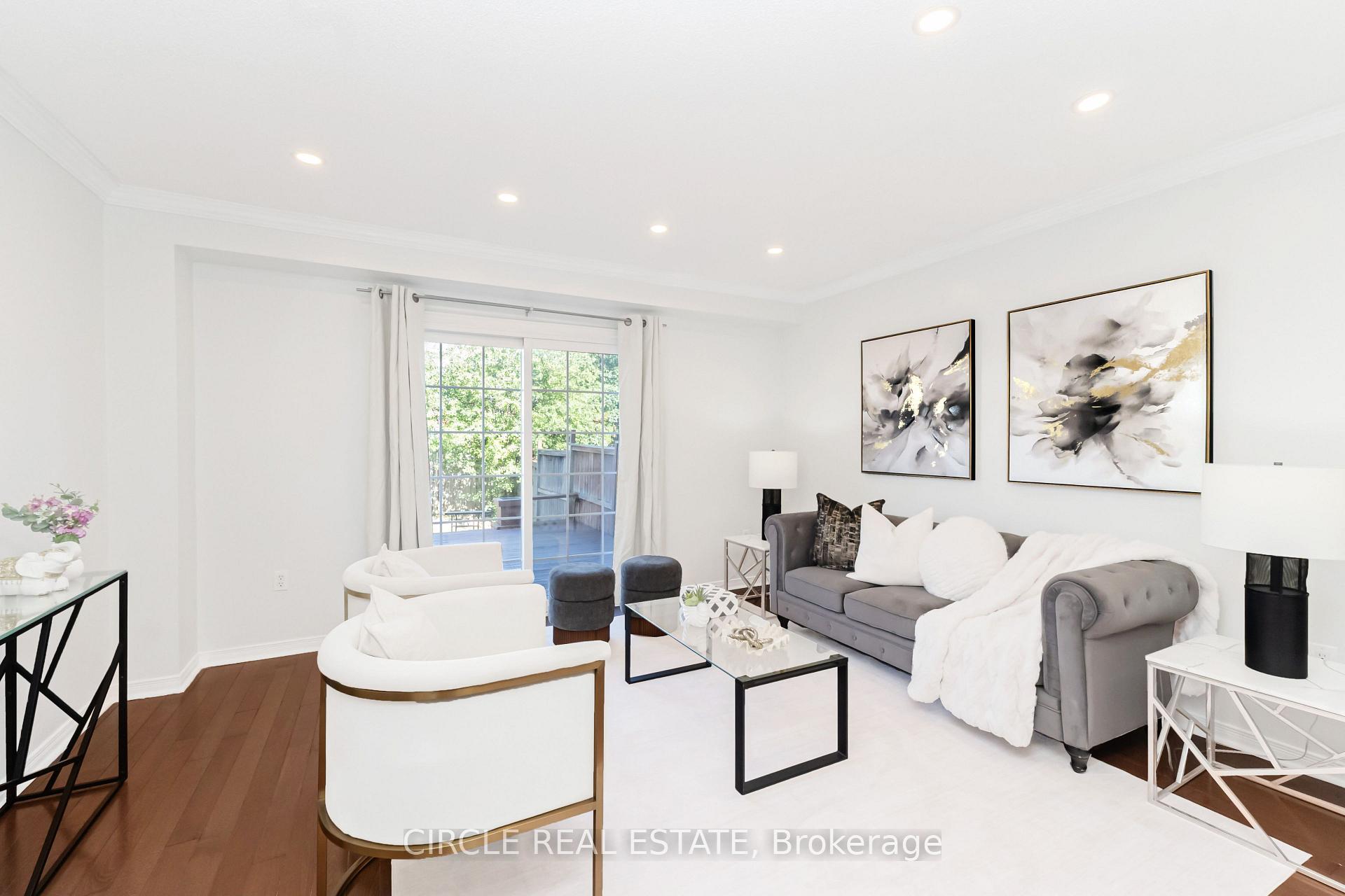 Photo 4 of 20 langdale Crescent, Brampton, Fletcher's West — HOMEH