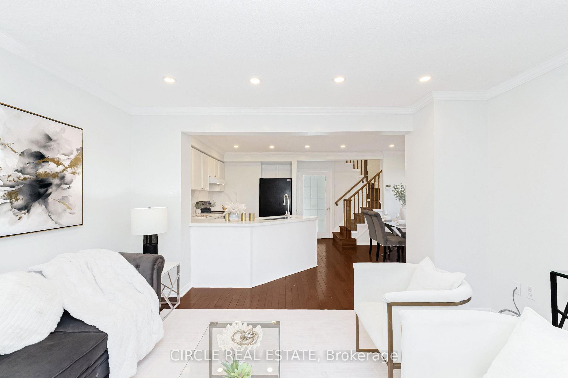 Photo 7 of 20 langdale Crescent, Brampton, Fletcher's West — HOMEH