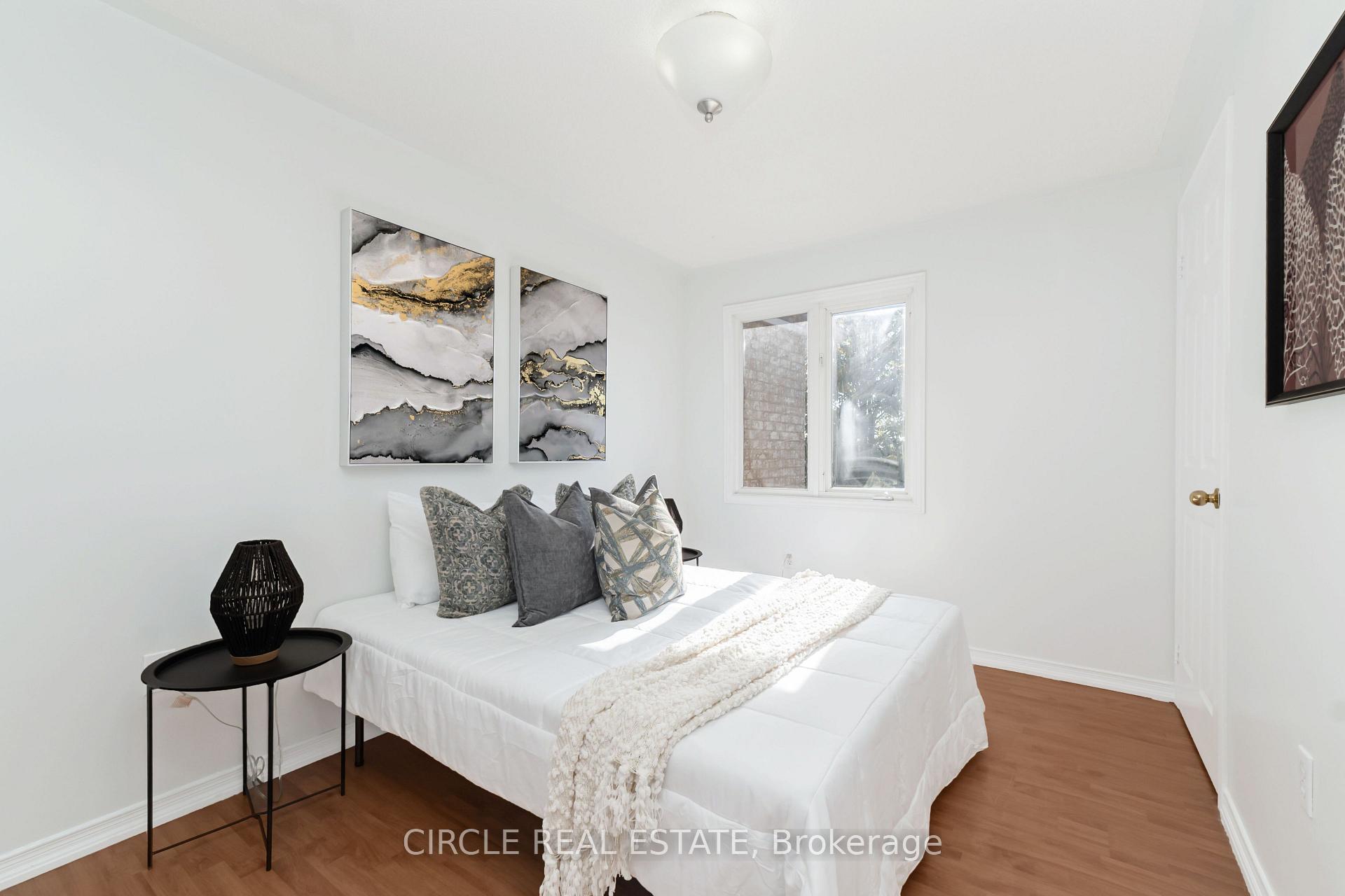 Photo 13 of 20 langdale Crescent, Brampton, Fletcher's West — HOMEH