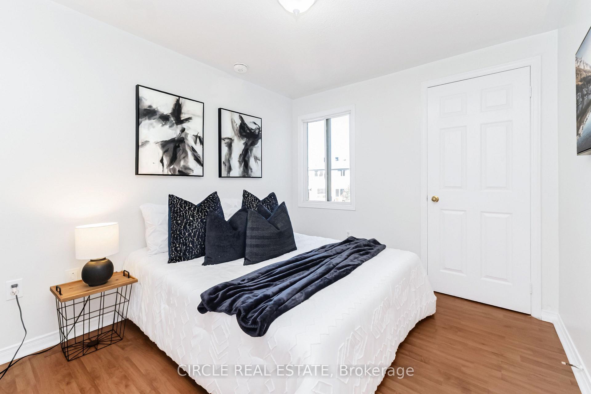 Photo 14 of 20 langdale Crescent, Brampton, Fletcher's West — HOMEH