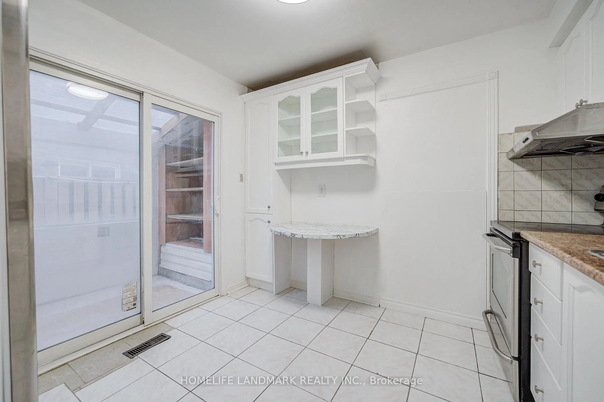 Photo 30 of 8 Fullerton Crescent, Markham, Milliken Mills West — HOMEH