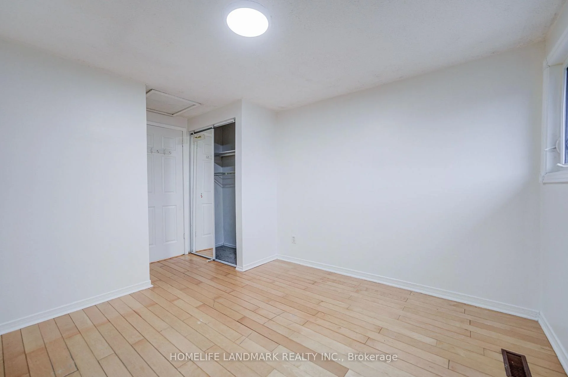 Photo 45 of 8 Fullerton Crescent, Markham, Milliken Mills West — HOMEH