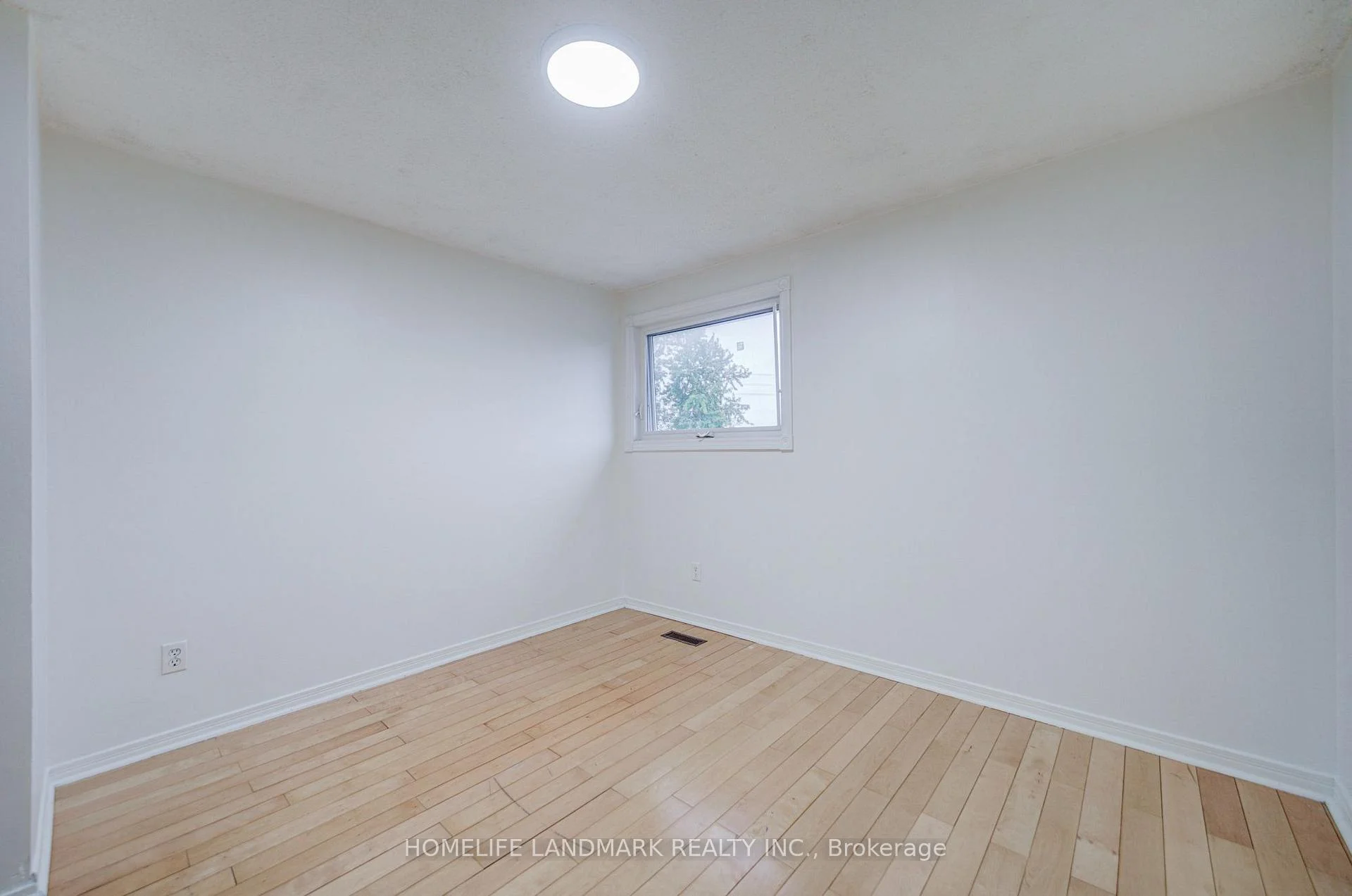 Photo 46 of 8 Fullerton Crescent, Markham, Milliken Mills West — HOMEH