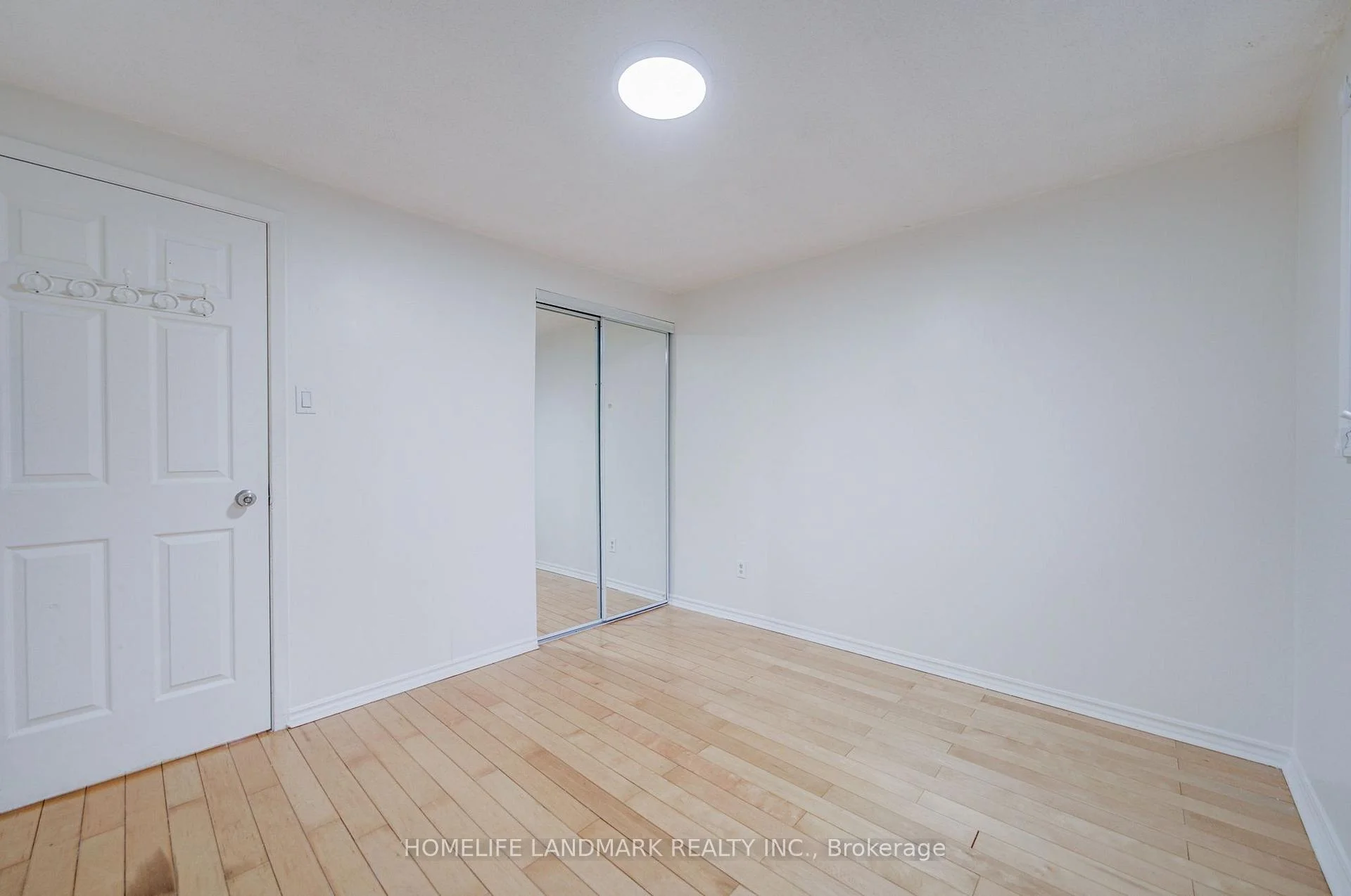 Photo 53 of 8 Fullerton Crescent, Markham, Milliken Mills West — HOMEH