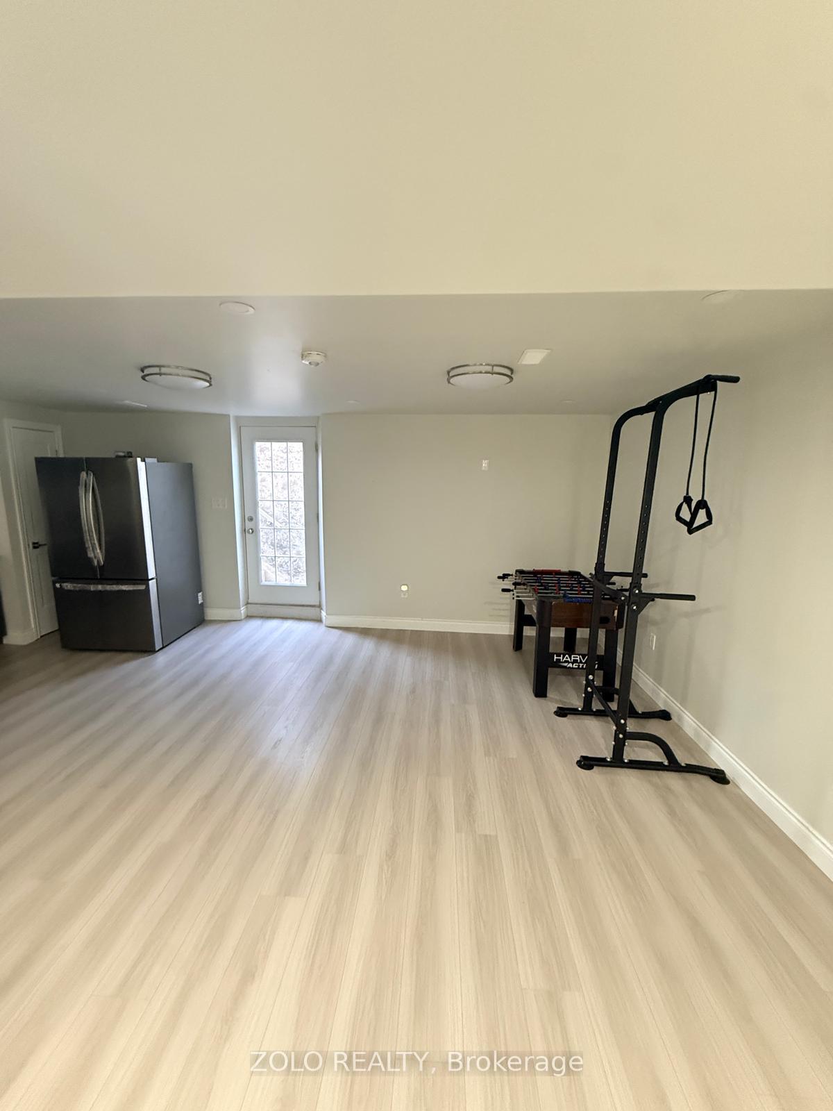 Photo 8 of Unit Basement, 21 Cattail Crescent, Hamilton, Waterdown — HOMEH