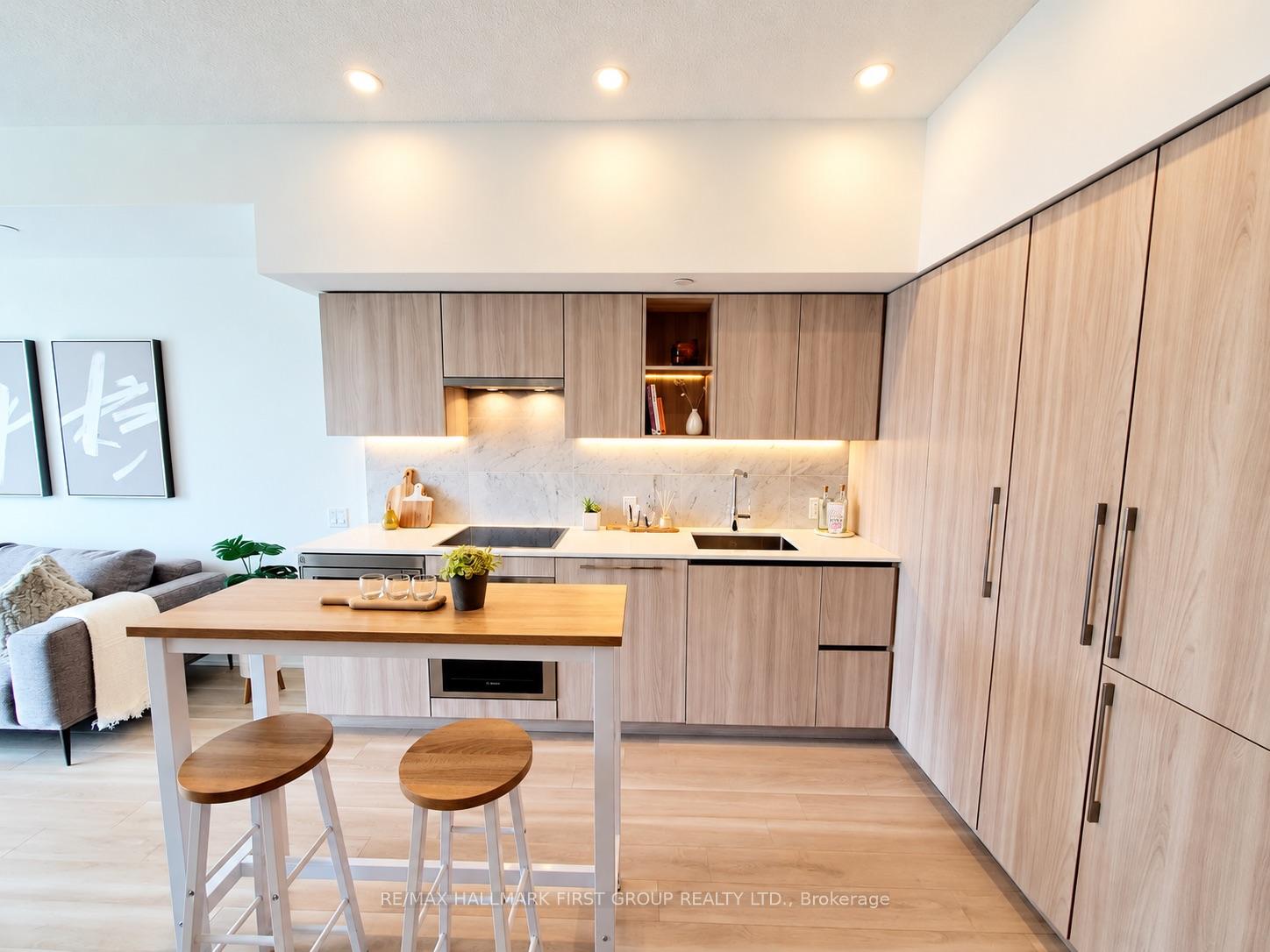 Photo 11 of Unit 2701, 19 Bathurst Street, Toronto, Waterfront Communities — HOMEH