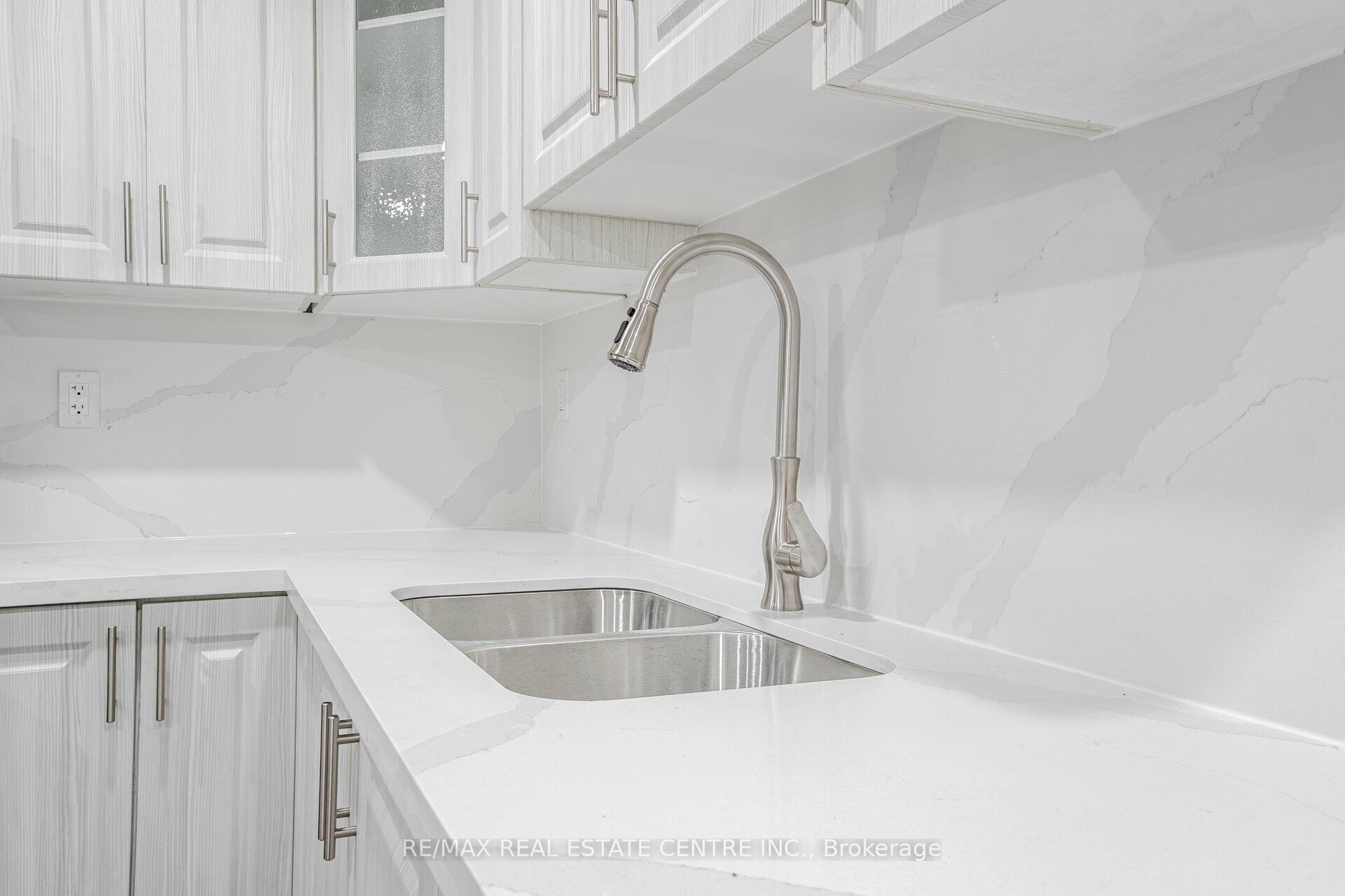 Photo 5 of Unit Basement, 268 Giddings Crescent, Milton, Scott — HOMEH