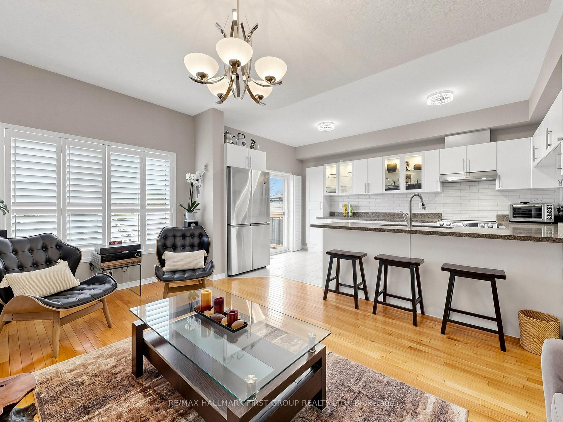 Photo 19 of 325 Isaac Murray Avenue, Vaughan, Maple — HOMEH
