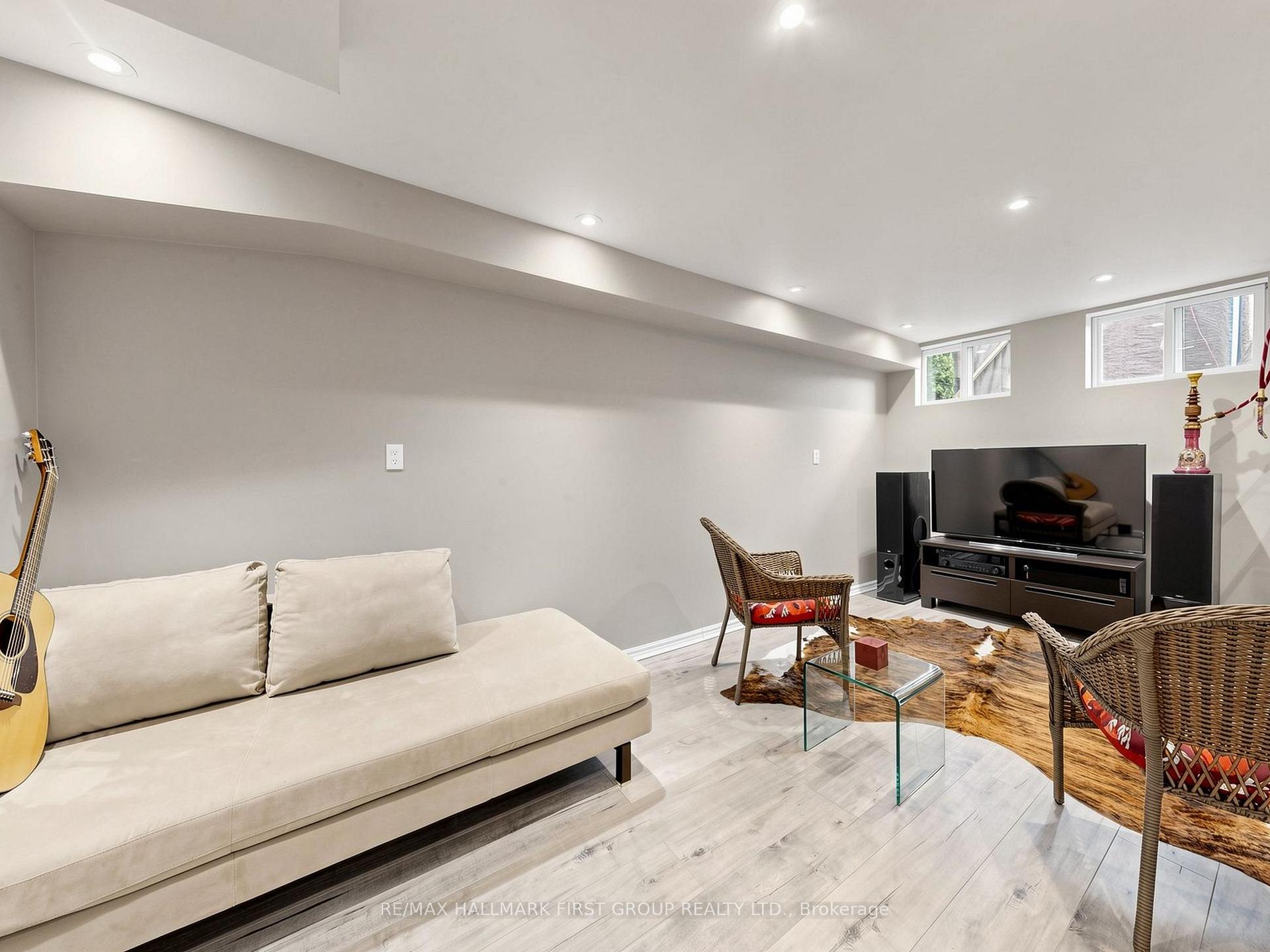 Photo 49 of 325 Isaac Murray Avenue, Vaughan, Maple — HOMEH