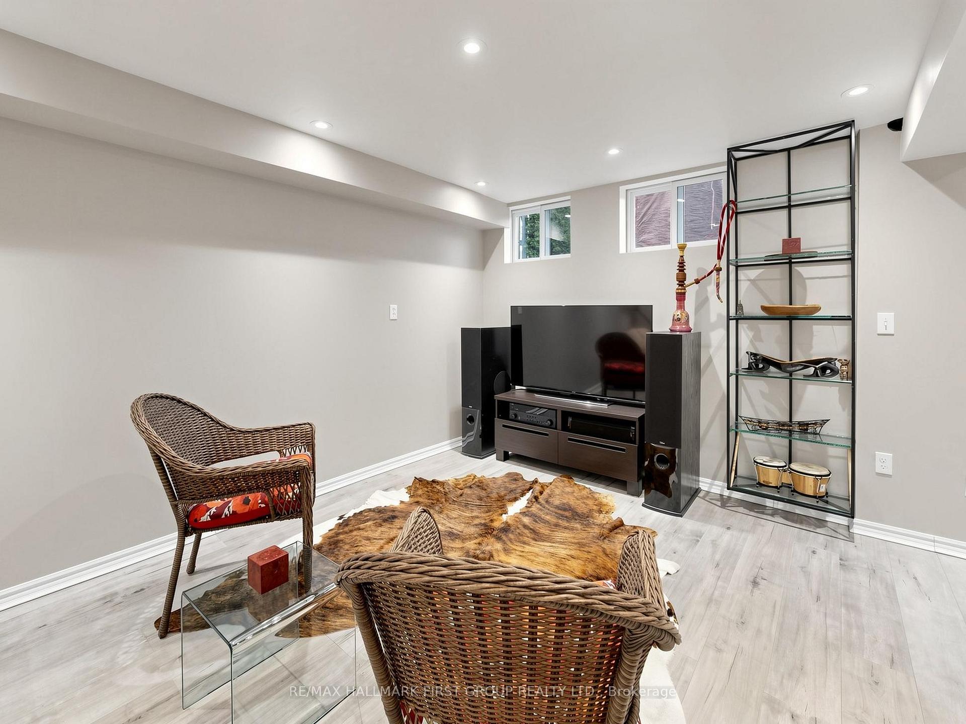 Photo 53 of 325 Isaac Murray Avenue, Vaughan, Maple — HOMEH