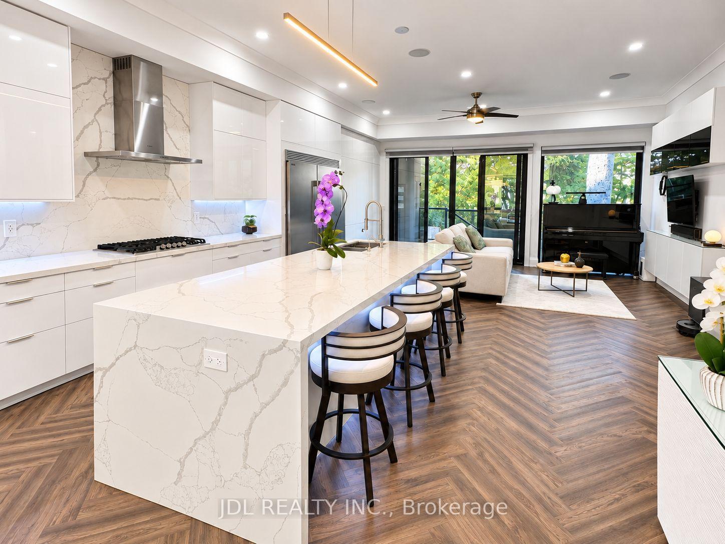Photo 8 of 48 Sharron Drive, Toronto, Leaside — HOMEH