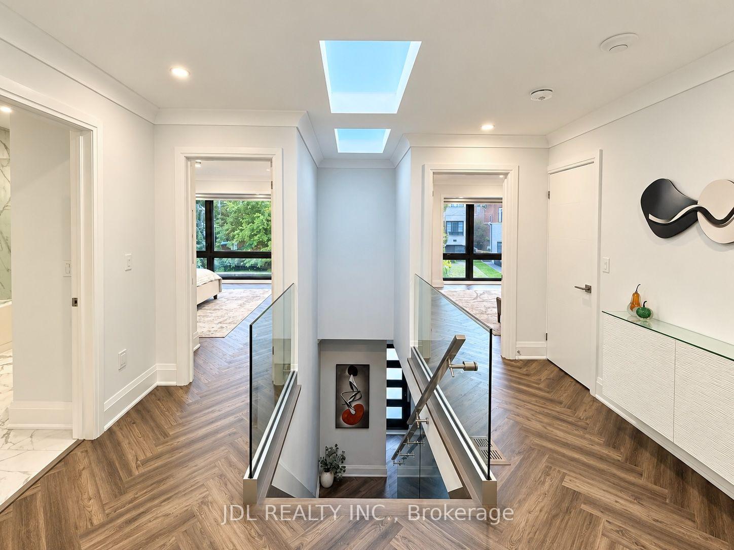 Photo 17 of 48 Sharron Drive, Toronto, Leaside — HOMEH