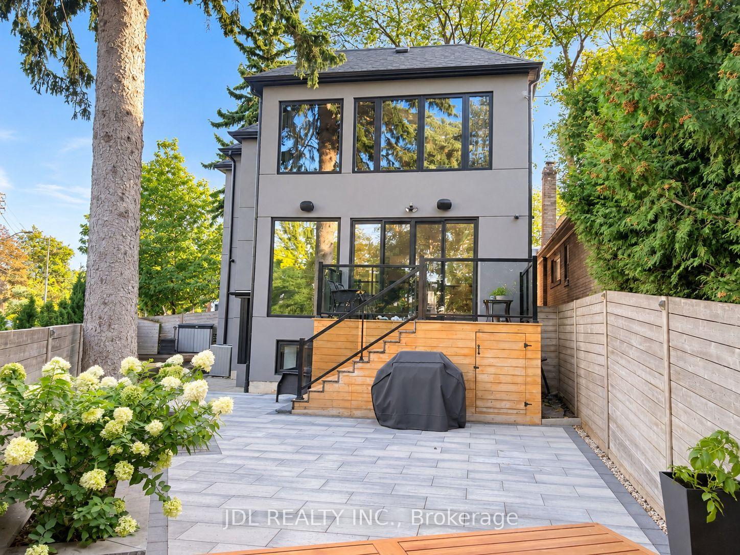 Photo 33 of 48 Sharron Drive, Toronto, Leaside — HOMEH