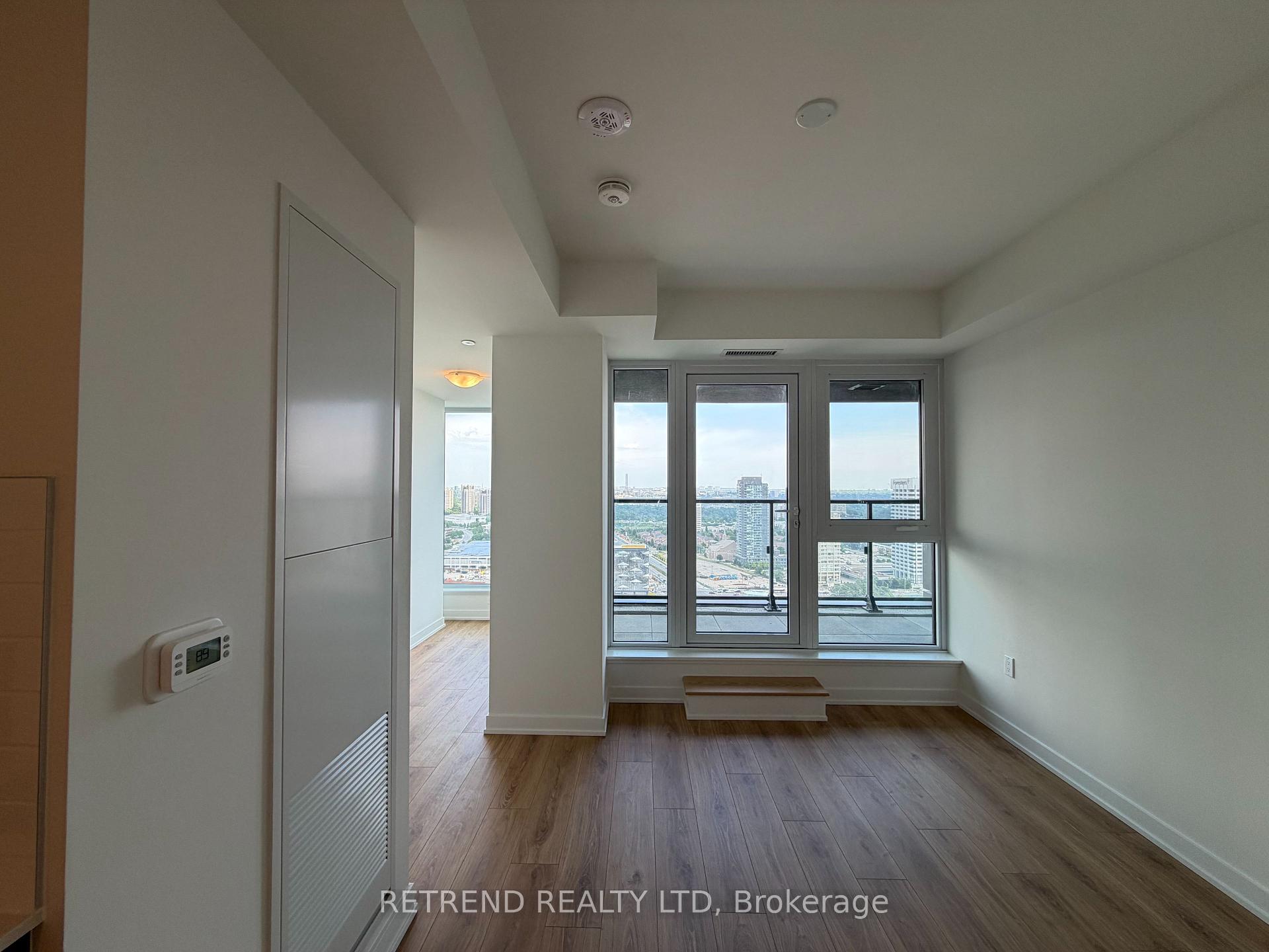 Photo 4 of Unit 2906, 5 Quarrington Lane, North York, Banbury-Don Mills — HOMEH