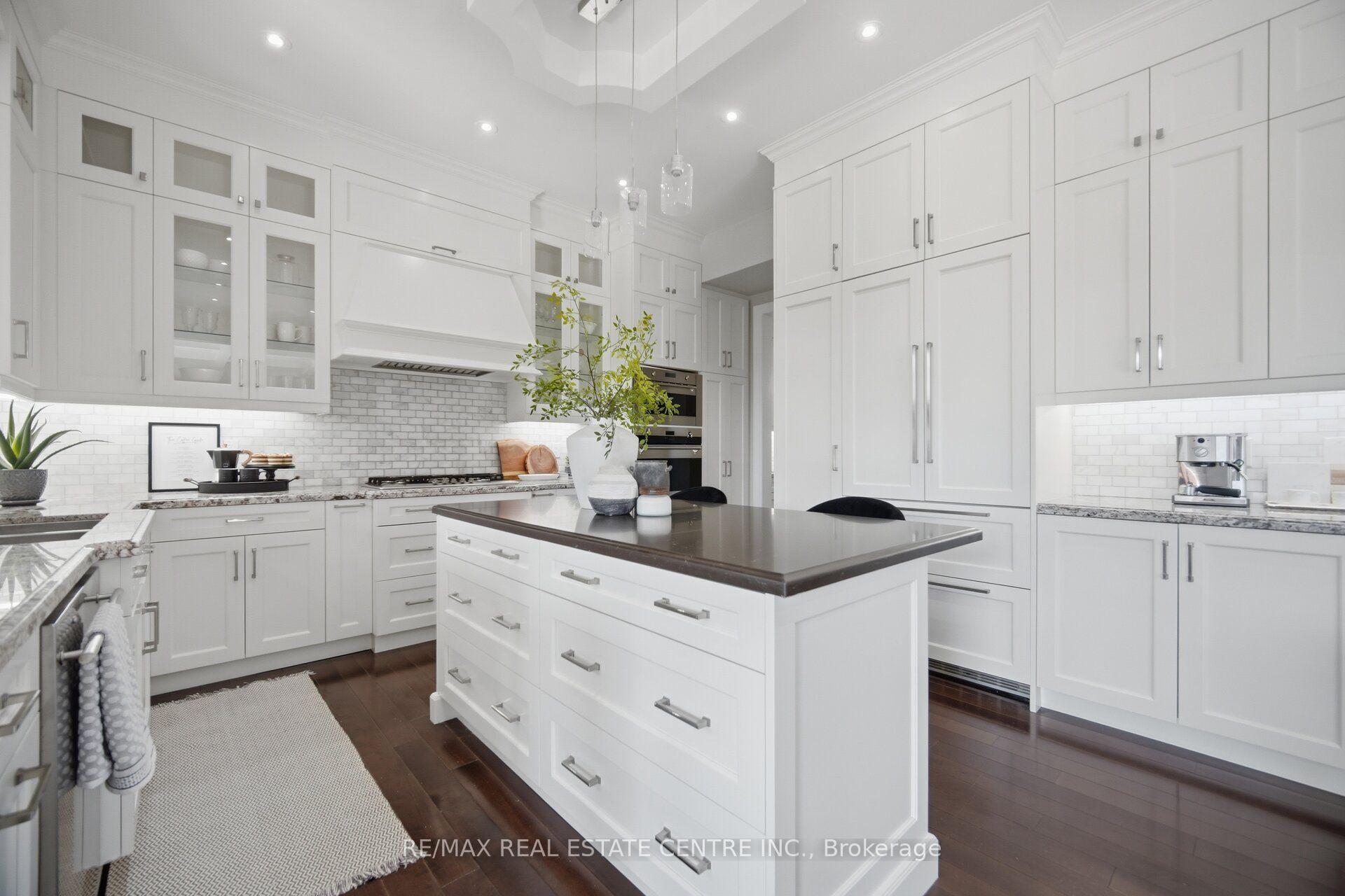 Photo 14 of 60 Jopling Avenue N, Etobicoke, Islington-City Centre West — HOMEH