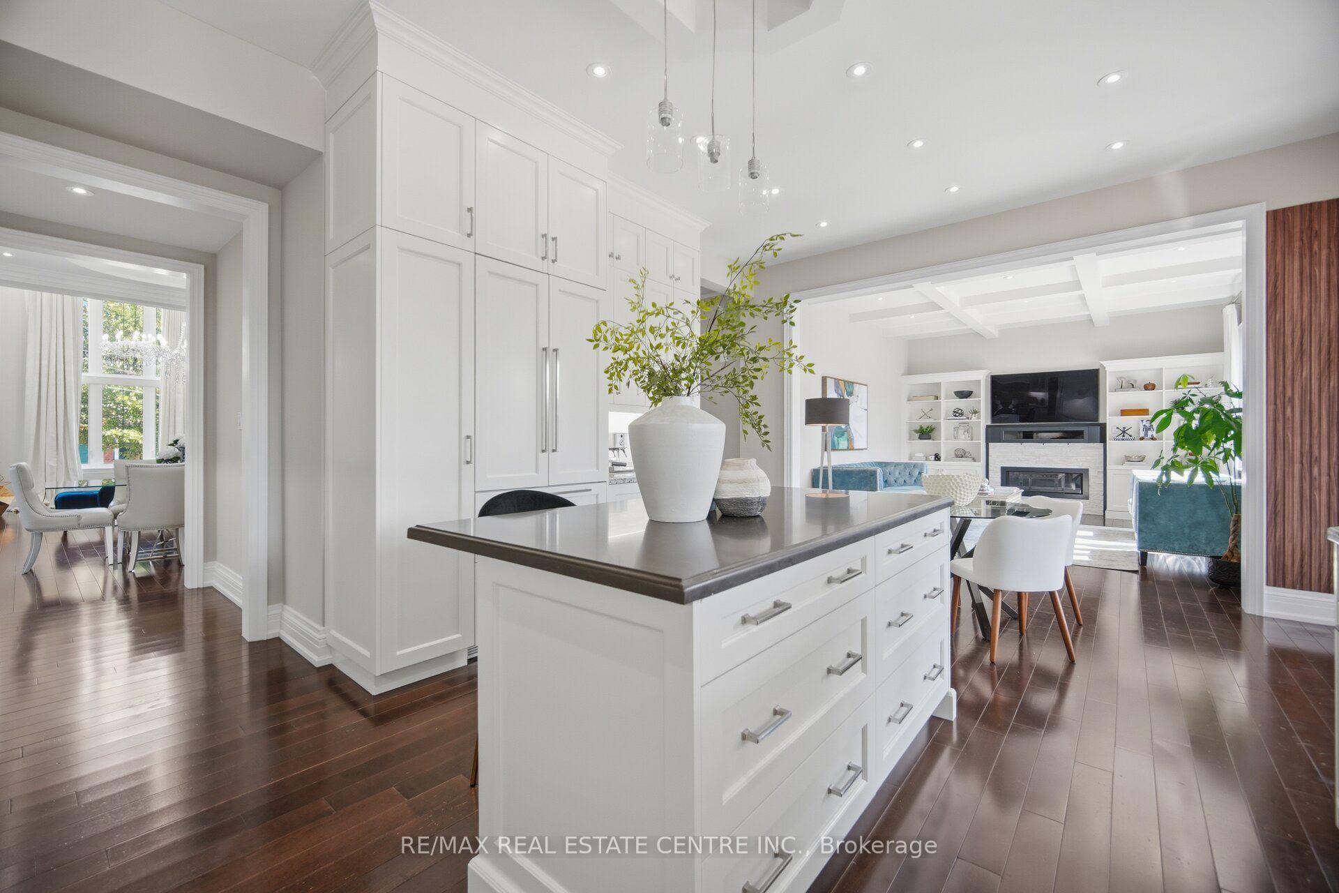 Photo 16 of 60 Jopling Avenue N, Etobicoke, Islington-City Centre West — HOMEH