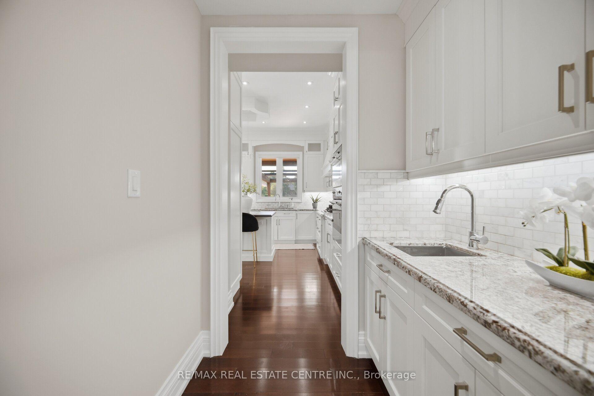 Photo 17 of 60 Jopling Avenue N, Etobicoke, Islington-City Centre West — HOMEH