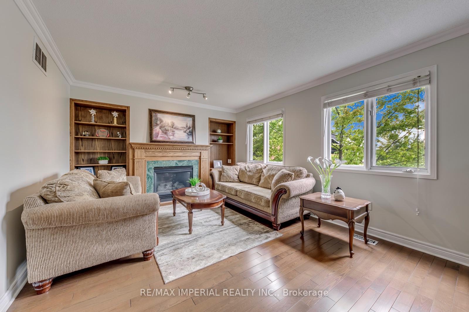 Photo 25 of 20 The Greenery, Oakville, River Oaks — HOMEH