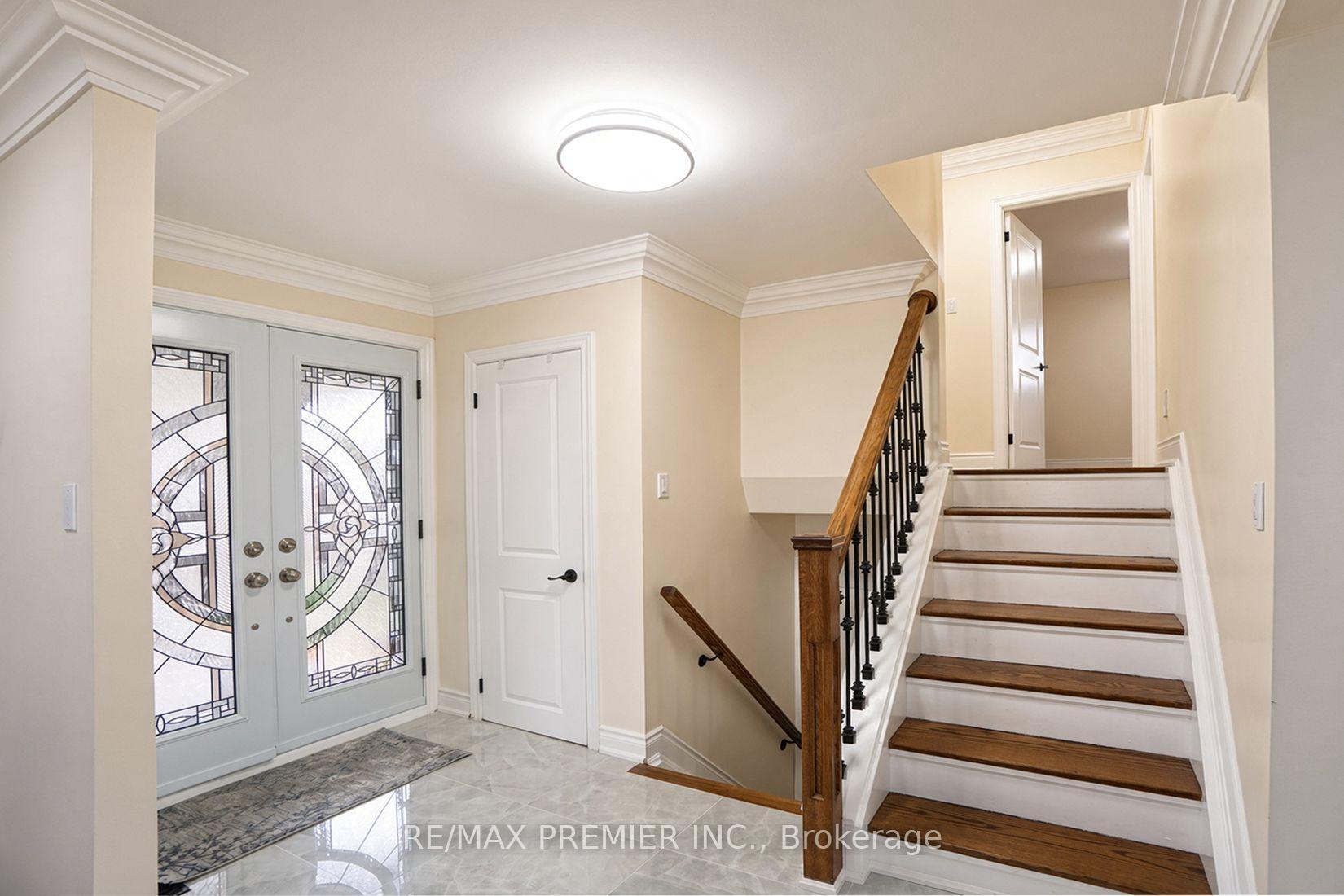 Photo 15 of 7 Artech Court, North York, Black Creek — HOMEH