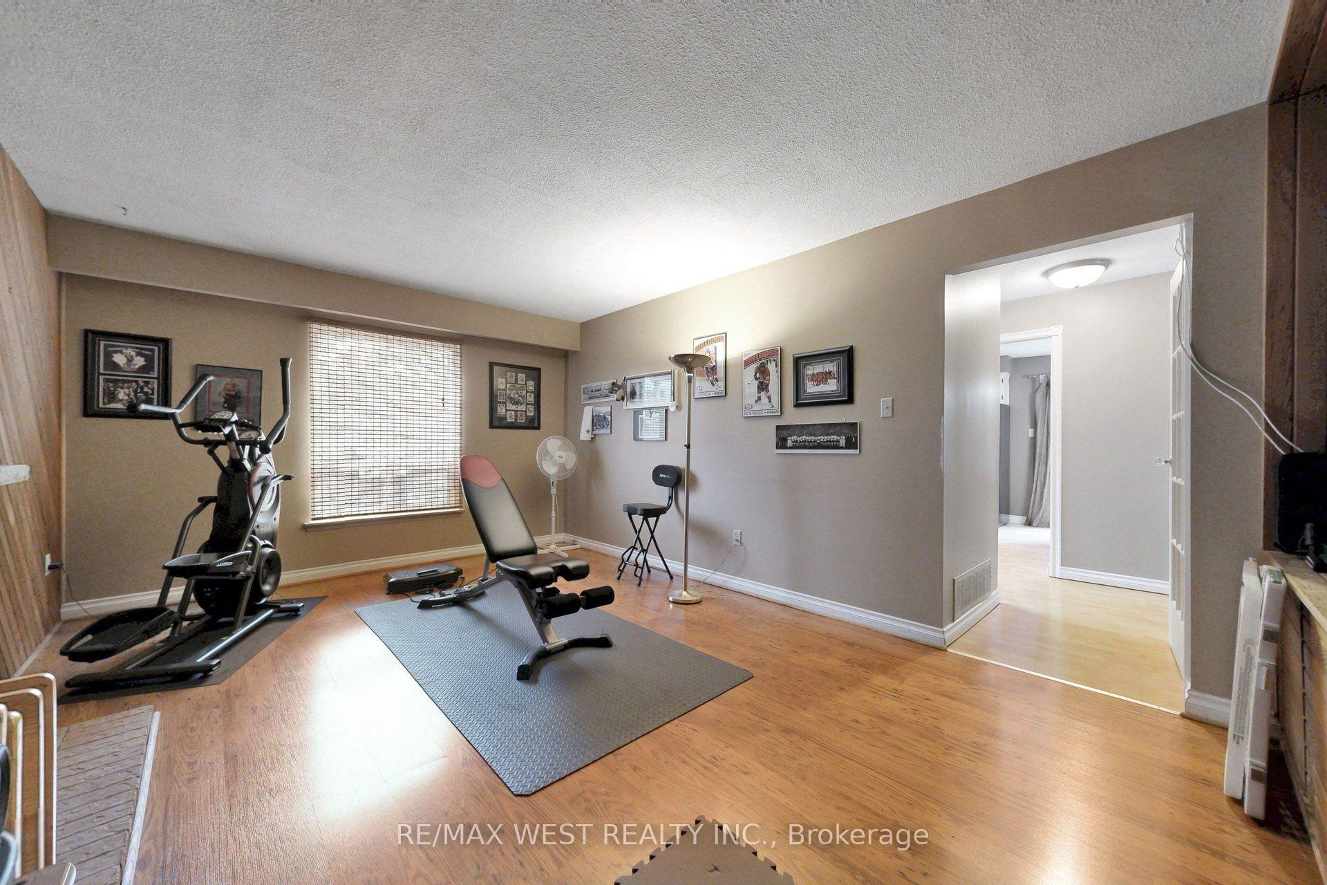 Photo 14 of 13 Mansfield Street, Brampton, Central Park — HOMEH