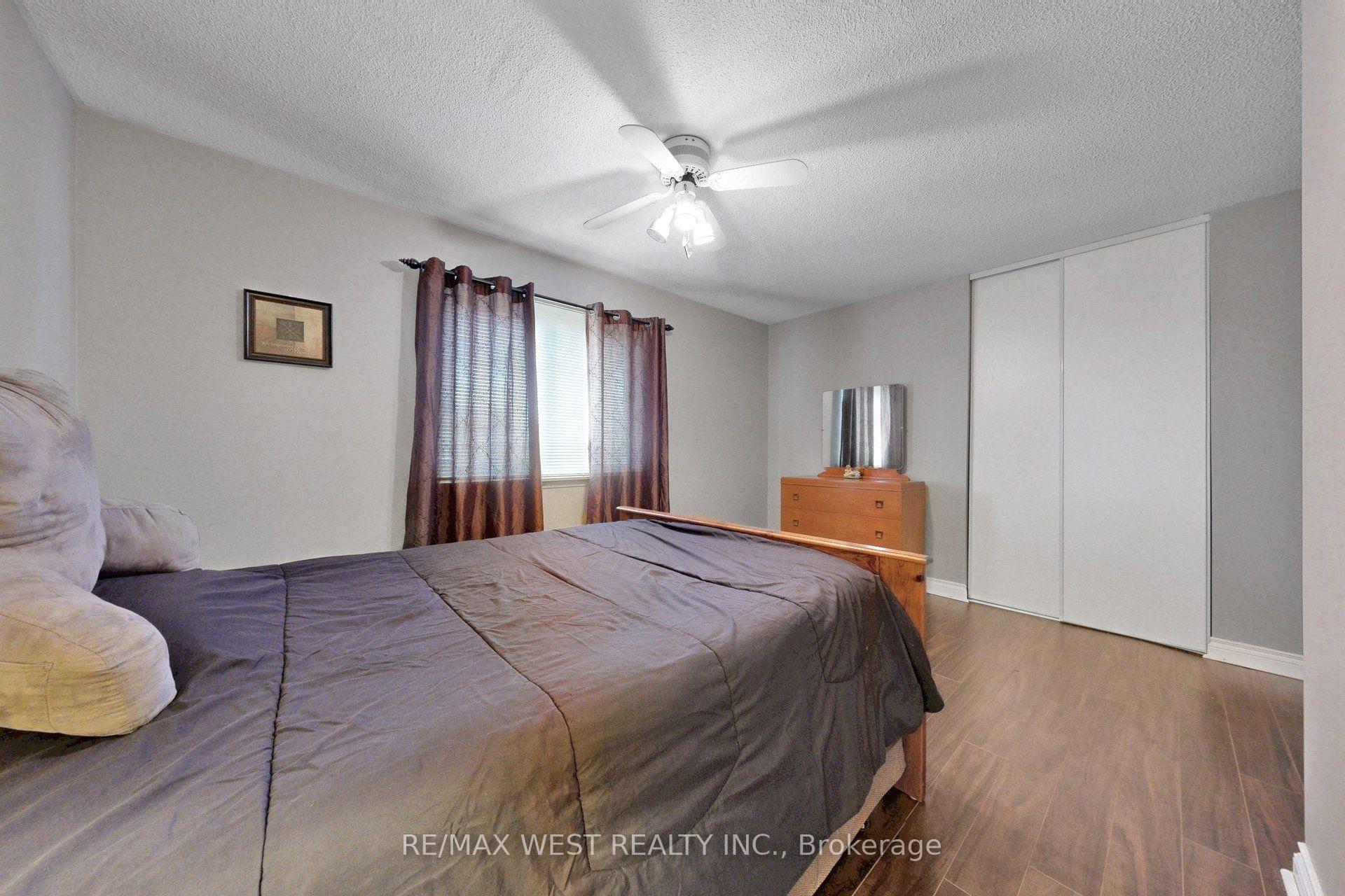 Photo 28 of 13 Mansfield Street, Brampton, Central Park — HOMEH