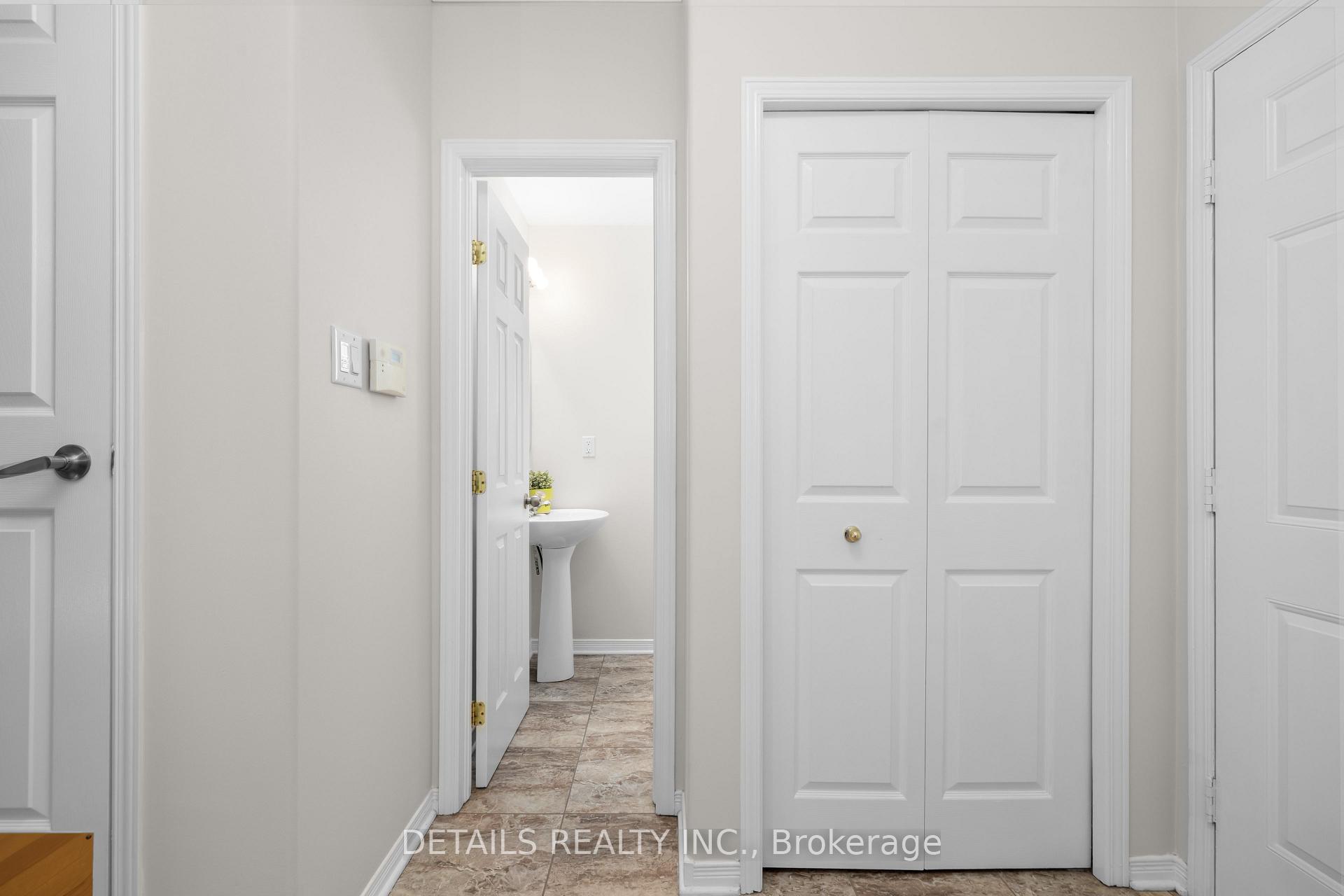 Photo 4 of 106 Woodgate Way, Ottawa, Barrhaven - Longfields — HOMEH