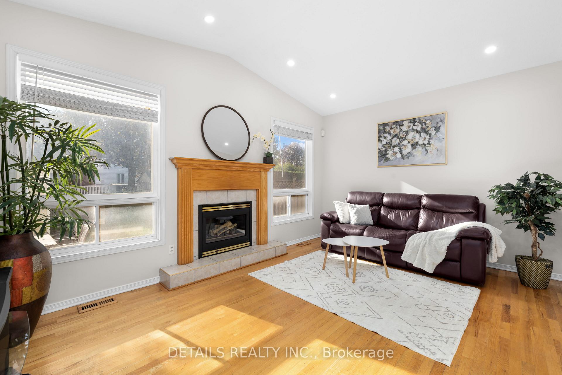 Photo 19 of 106 Woodgate Way, Ottawa, Barrhaven - Longfields — HOMEH