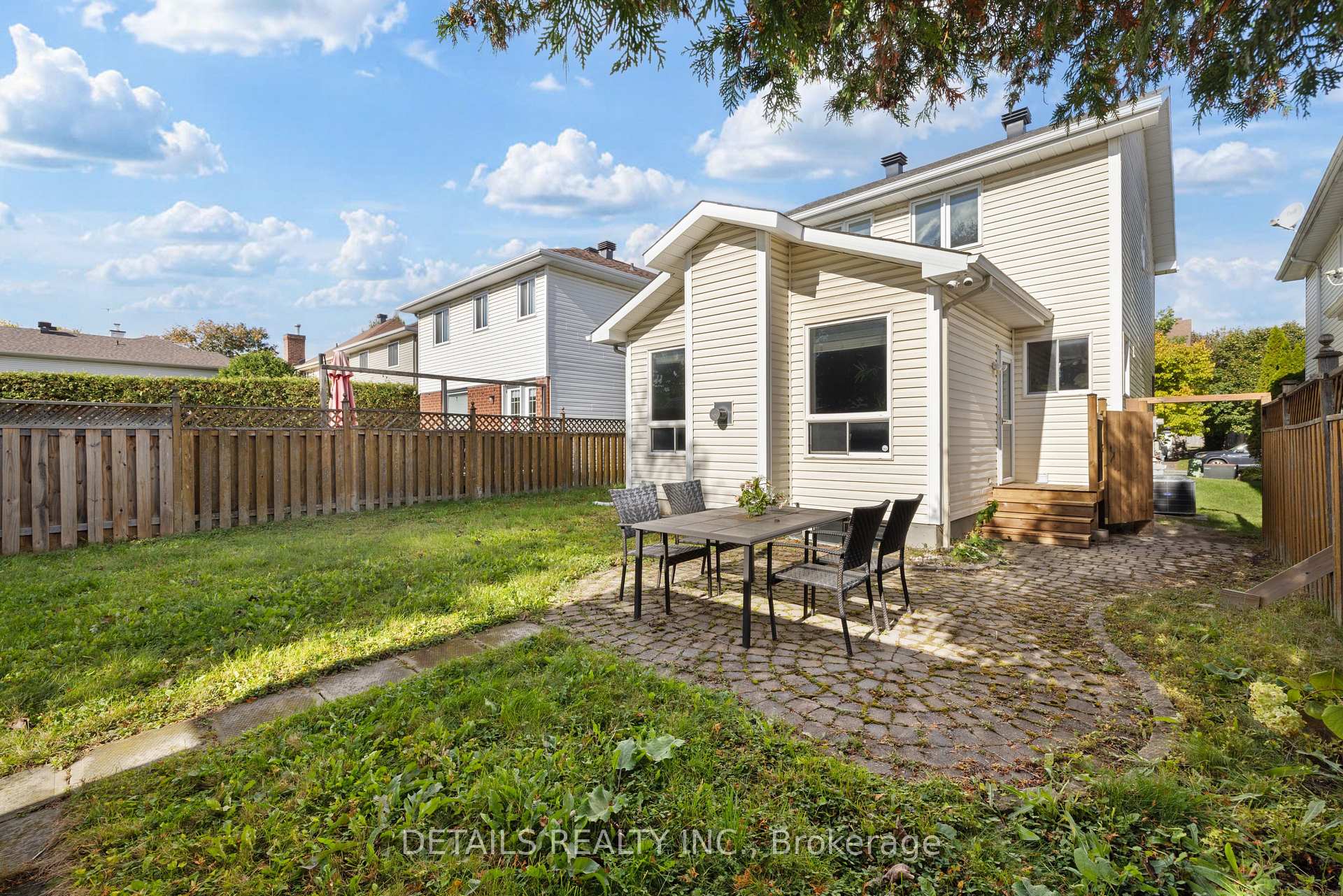 Photo 41 of 106 Woodgate Way, Ottawa, Barrhaven - Longfields — HOMEH