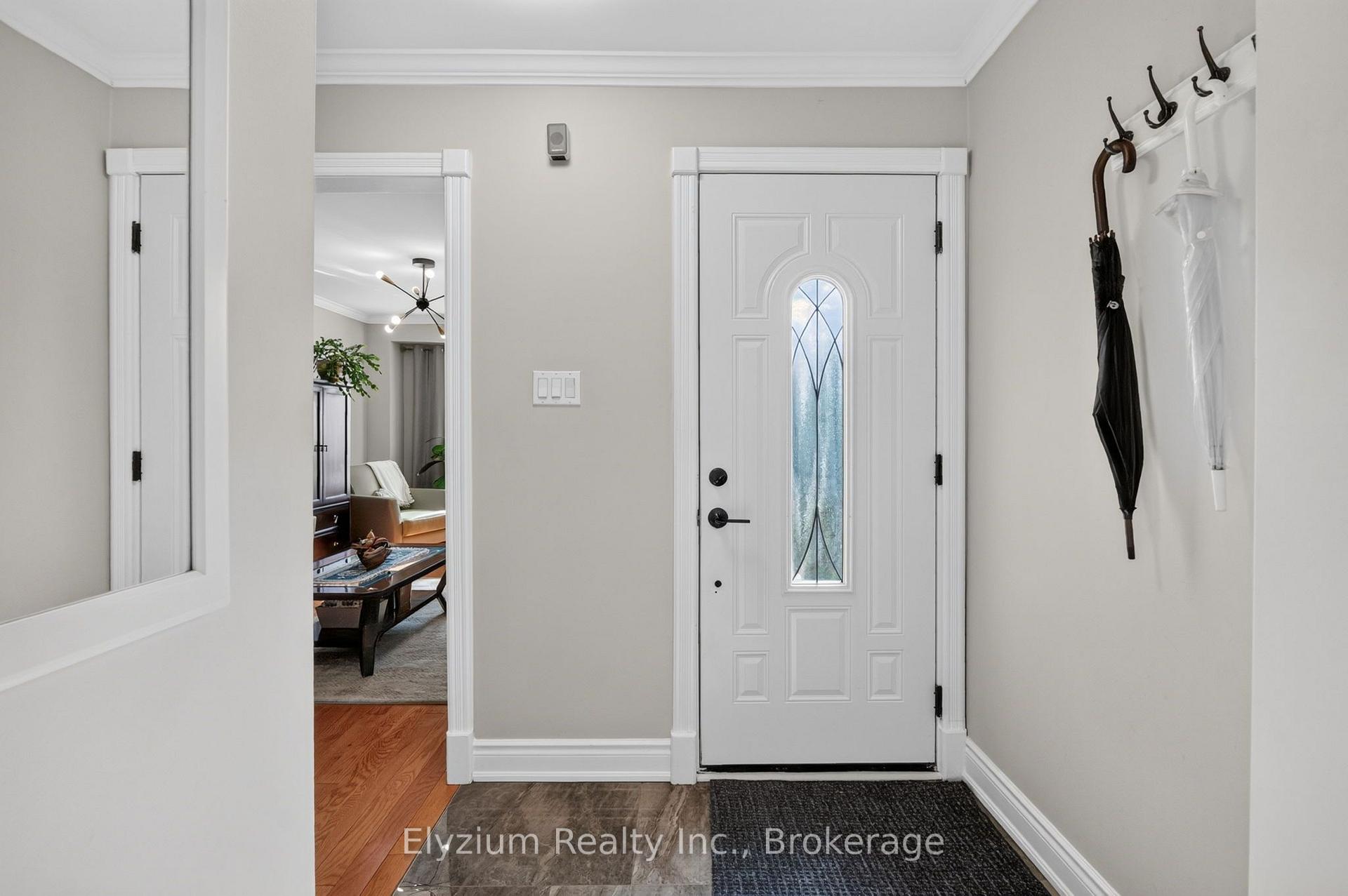 Photo 4 of 4193 Martlen Crescent, Mississauga, Erin Mills — HOMEH
