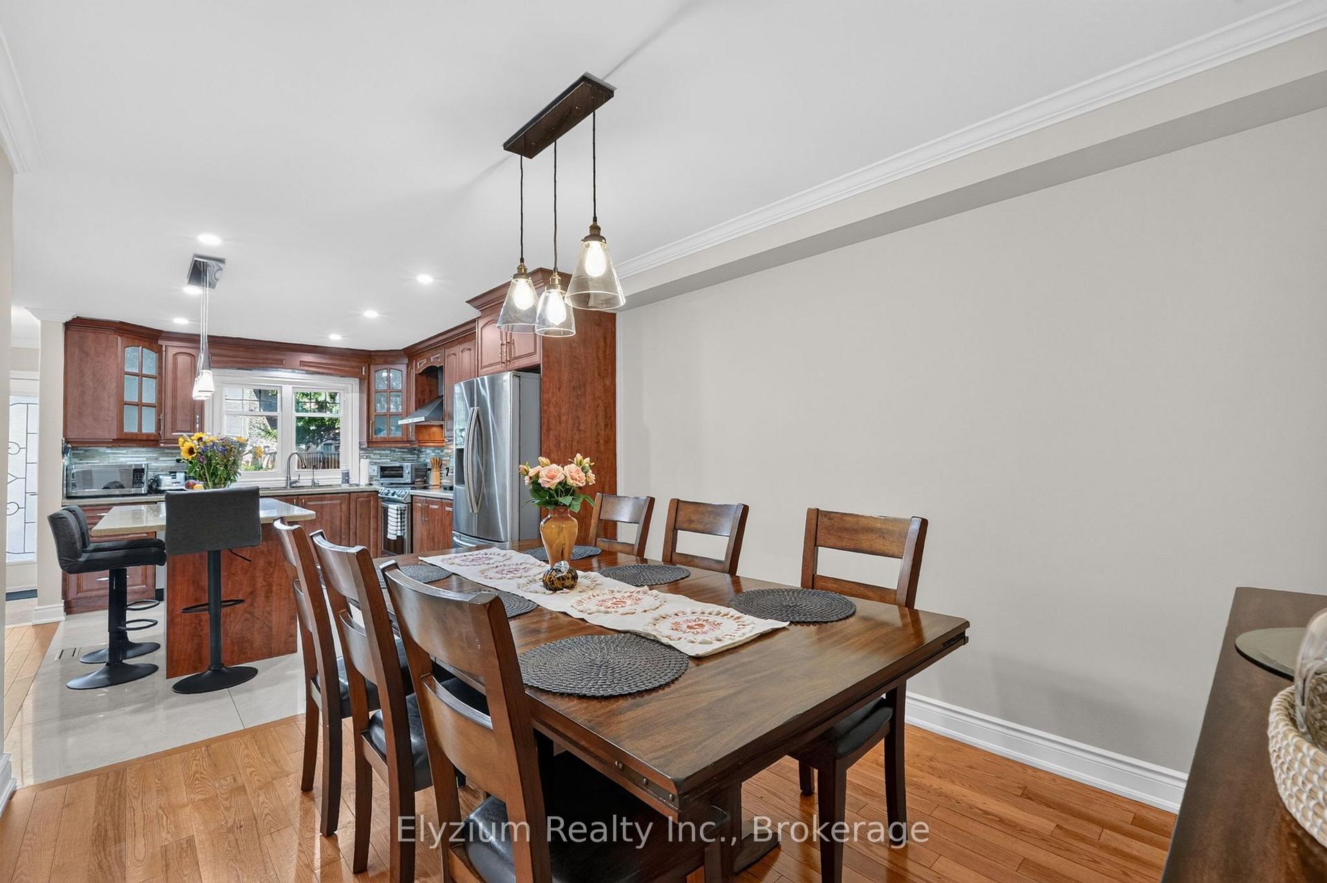 Photo 16 of 4193 Martlen Crescent, Mississauga, Erin Mills — HOMEH