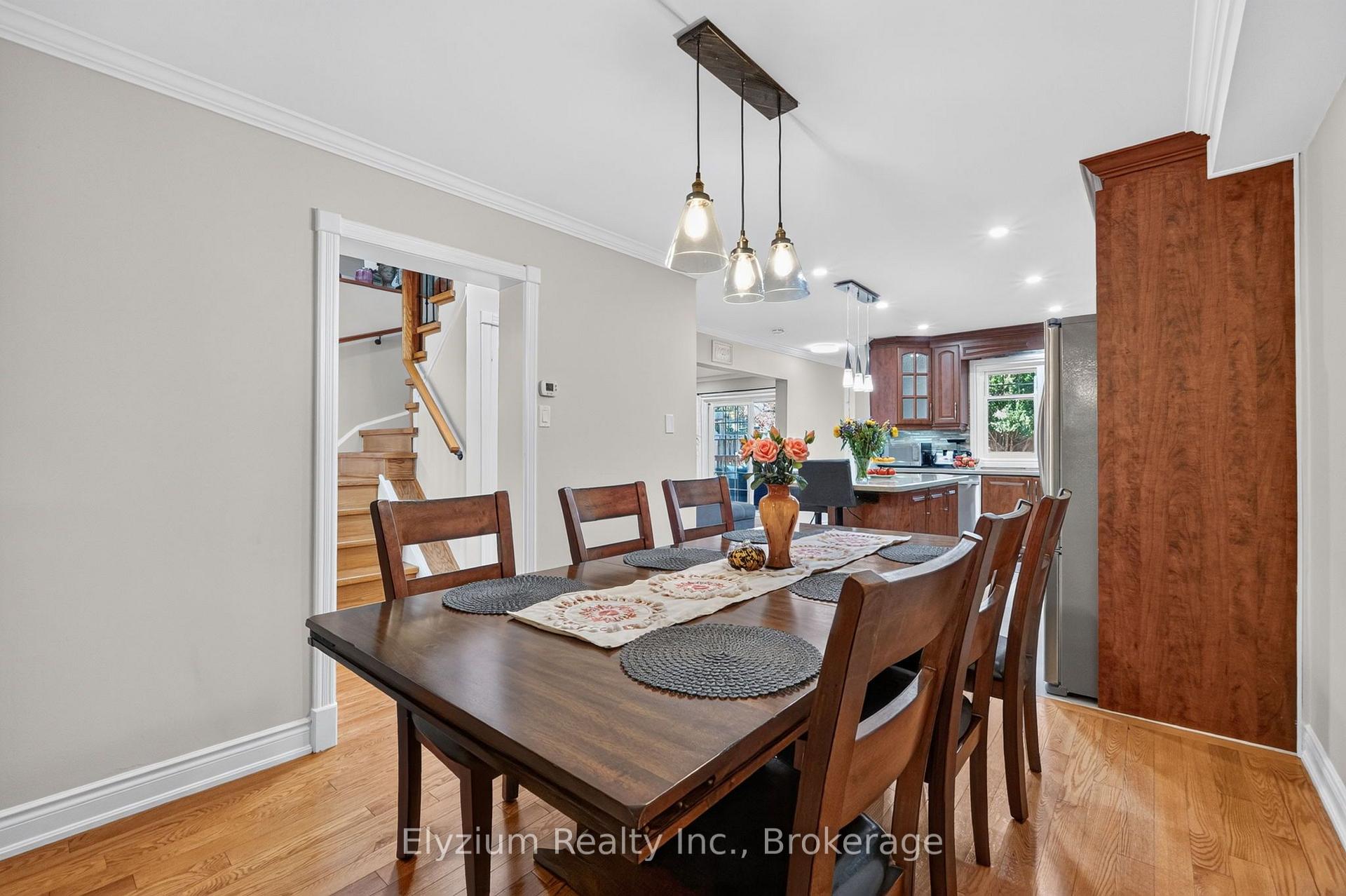 Photo 17 of 4193 Martlen Crescent, Mississauga, Erin Mills — HOMEH