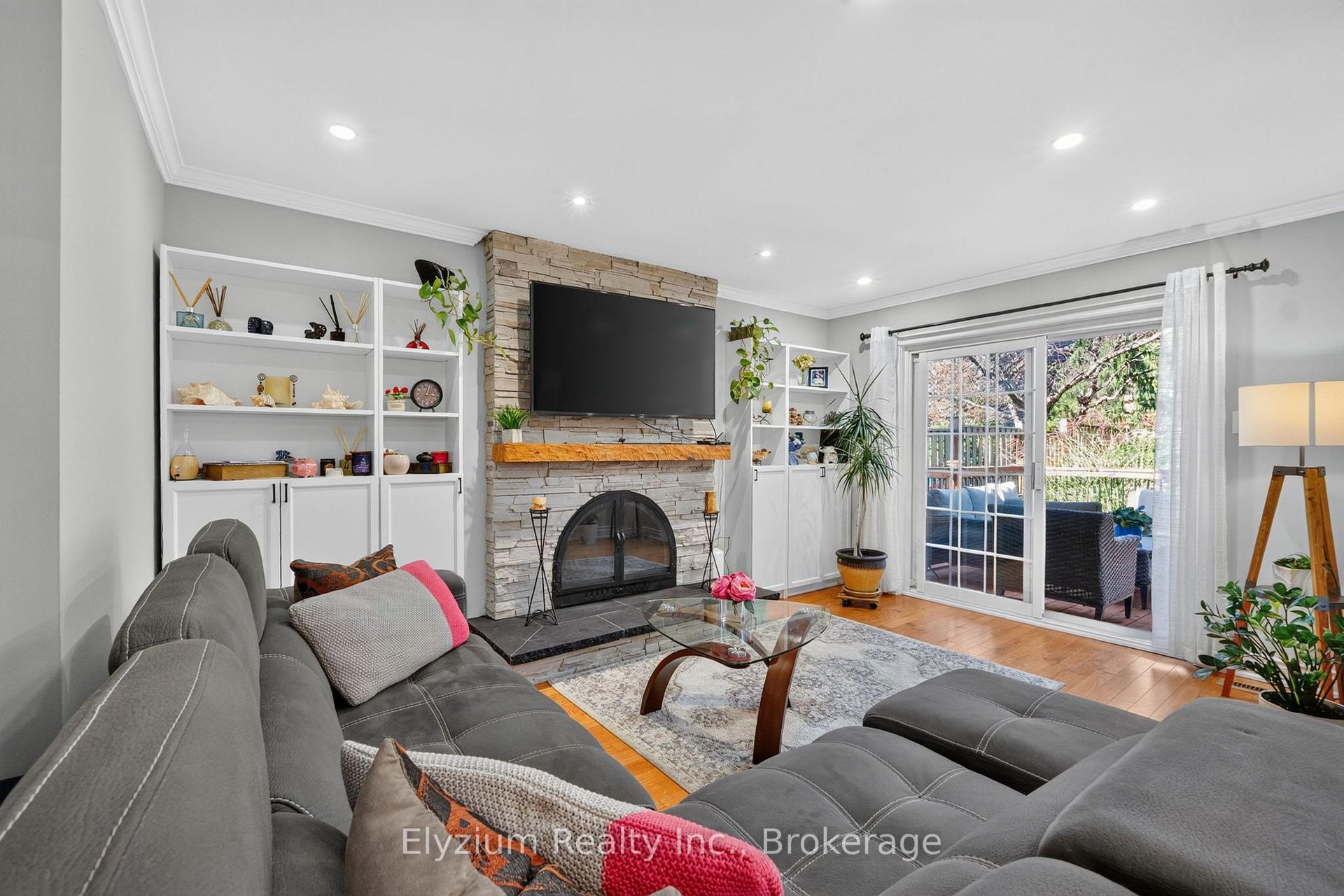 Photo 18 of 4193 Martlen Crescent, Mississauga, Erin Mills — HOMEH
