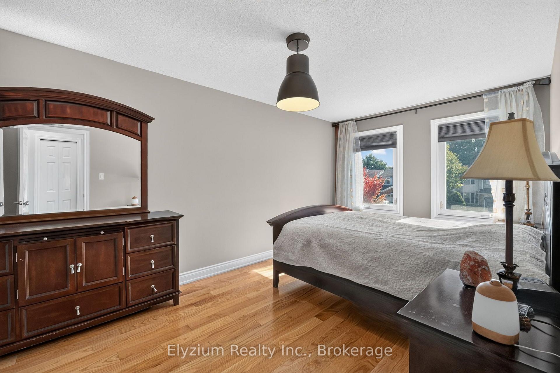Photo 22 of 4193 Martlen Crescent, Mississauga, Erin Mills — HOMEH