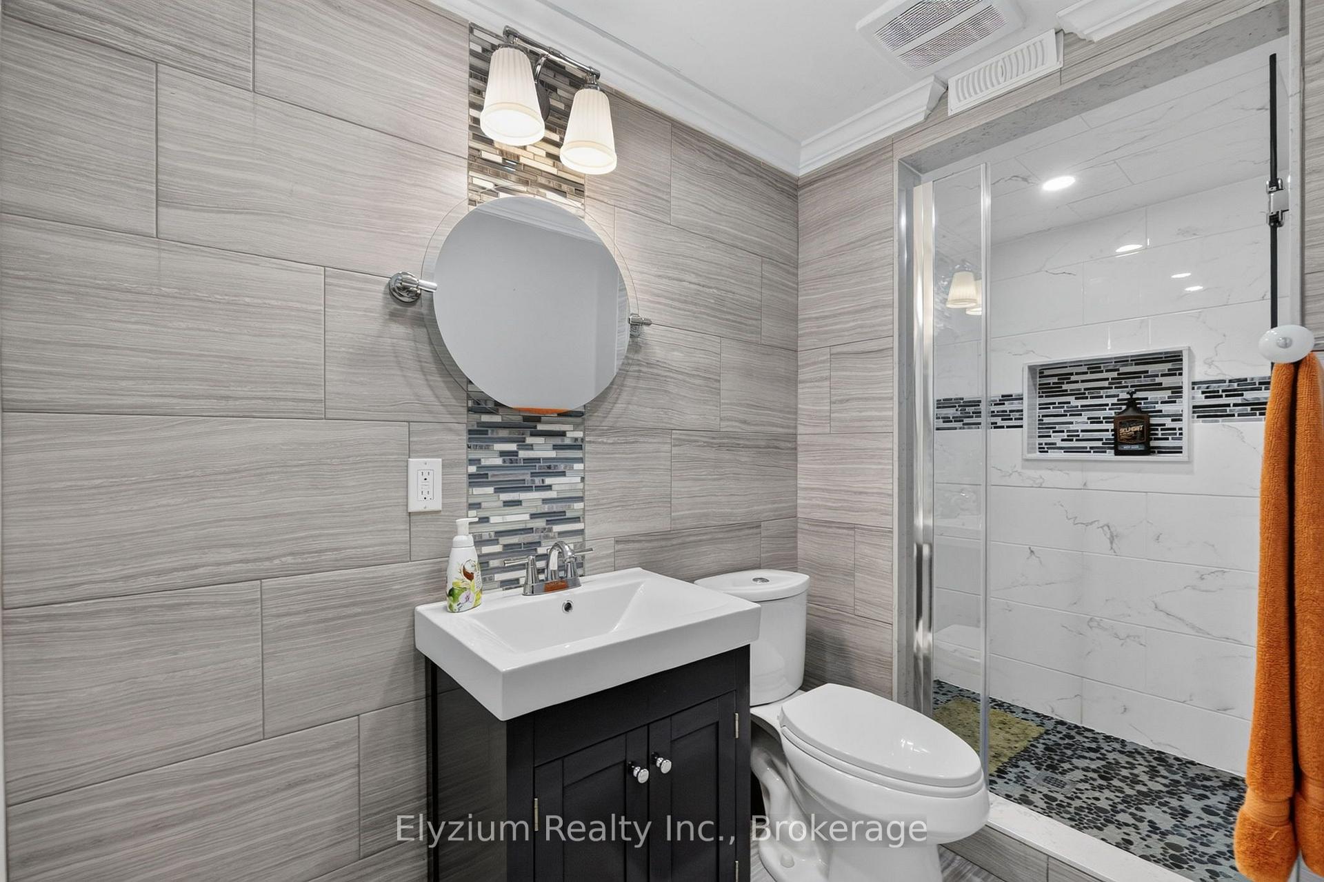 Photo 31 of 4193 Martlen Crescent, Mississauga, Erin Mills — HOMEH