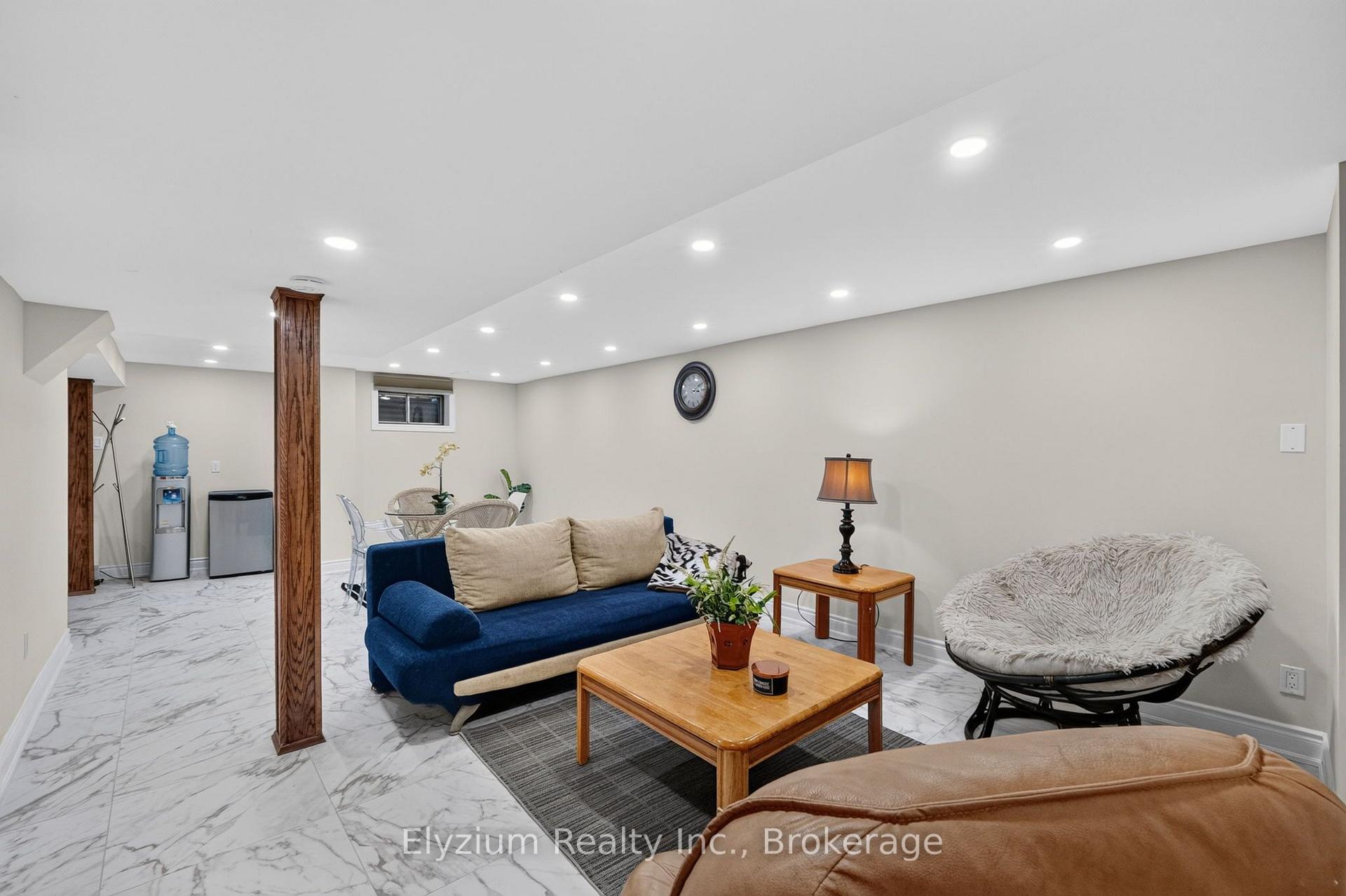 Photo 34 of 4193 Martlen Crescent, Mississauga, Erin Mills — HOMEH