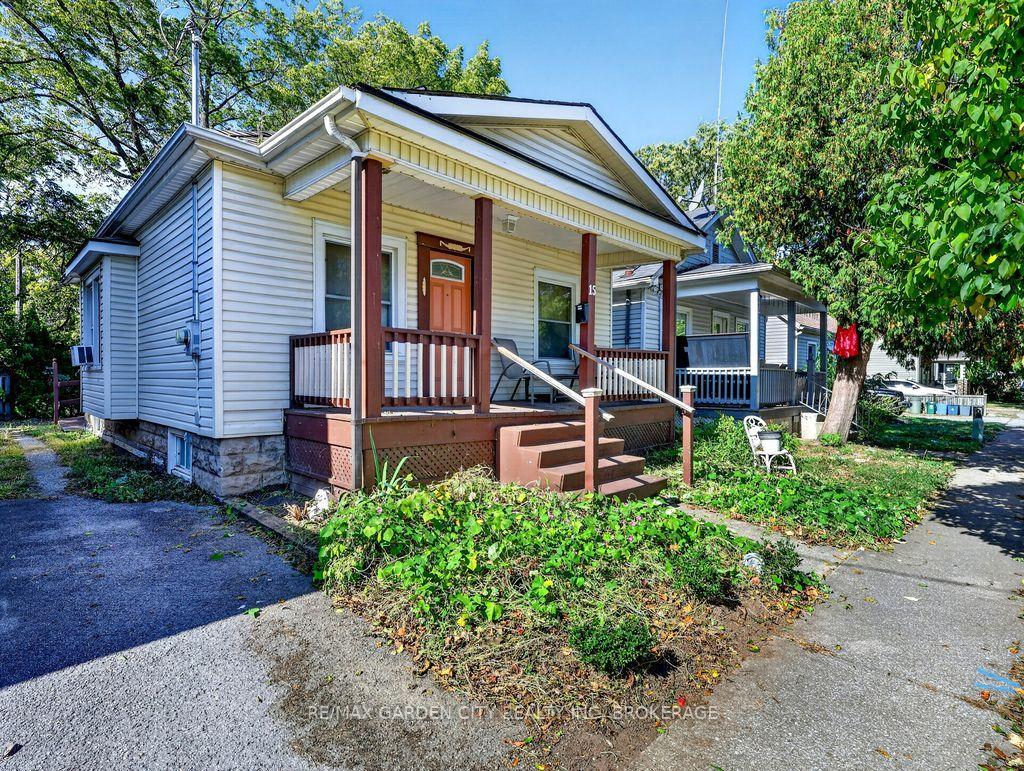 Photo of 15 Rodman Street