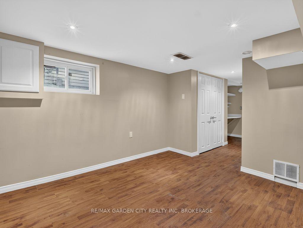 Photo 43 of 15 Rodman Street, St. Catharines, Downtown — HOMEH