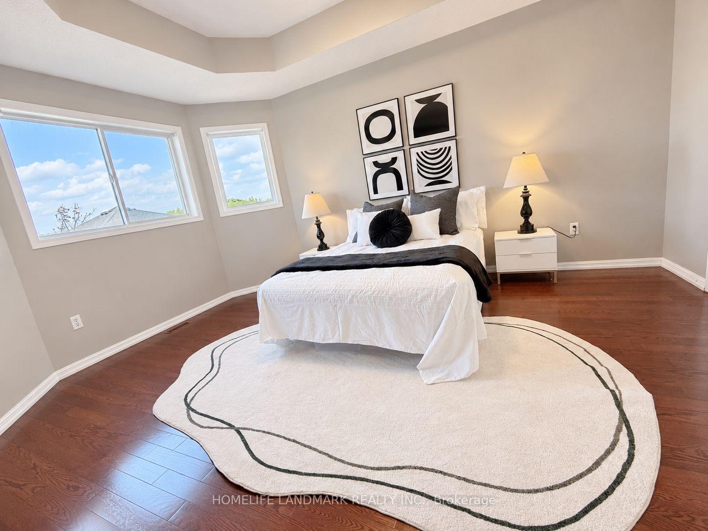 Photo 8 of 813 Stonehaven Avenue, Newmarket, Stonehaven-Wyndham — HOMEH