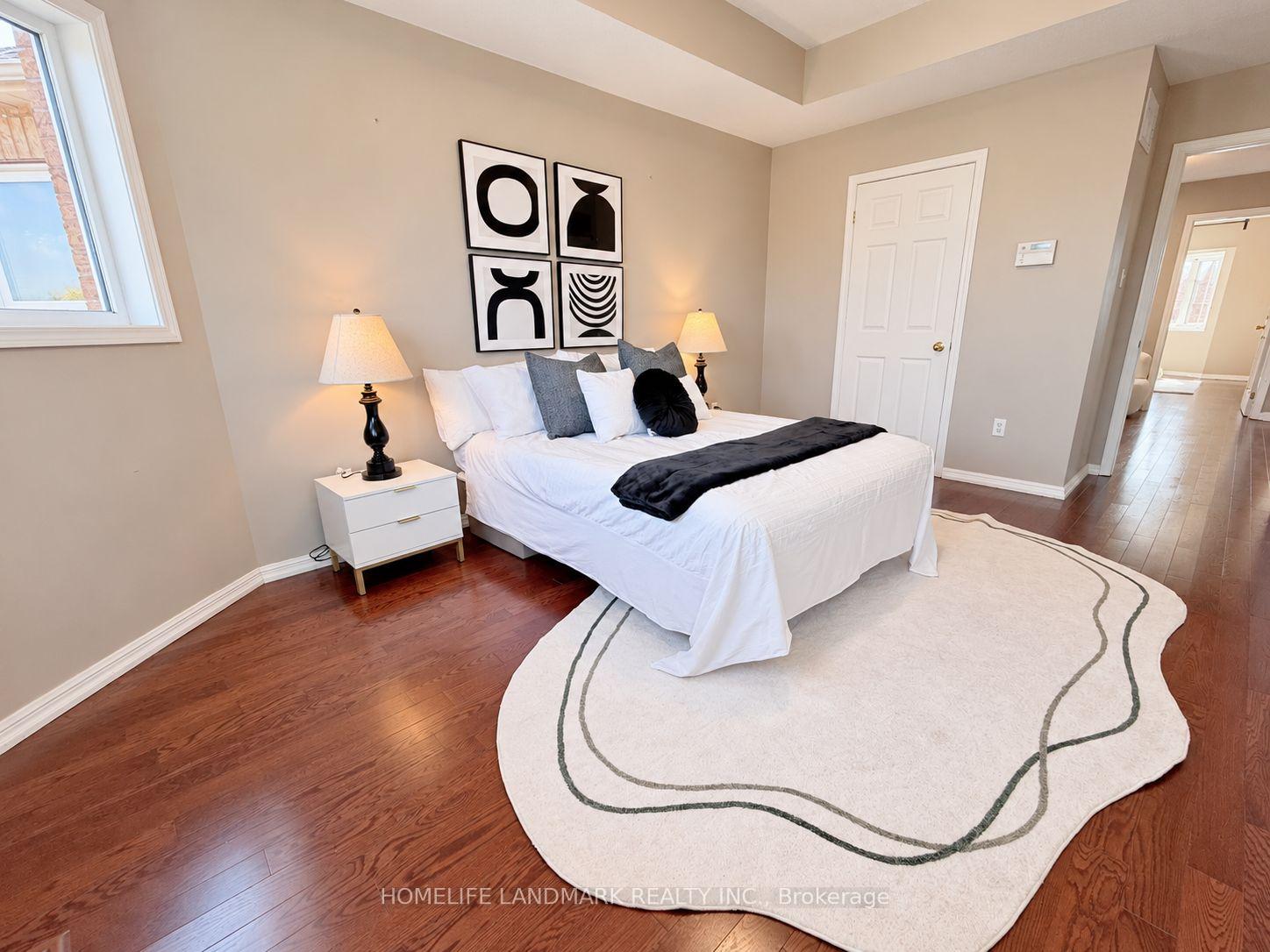 Photo 9 of 813 Stonehaven Avenue, Newmarket, Stonehaven-Wyndham — HOMEH