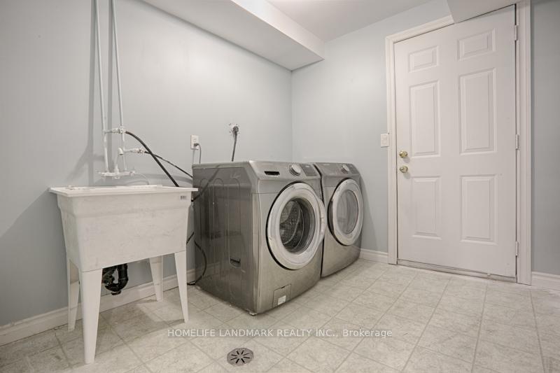 Photo 25 of 813 Stonehaven Avenue, Newmarket, Stonehaven-Wyndham — HOMEH