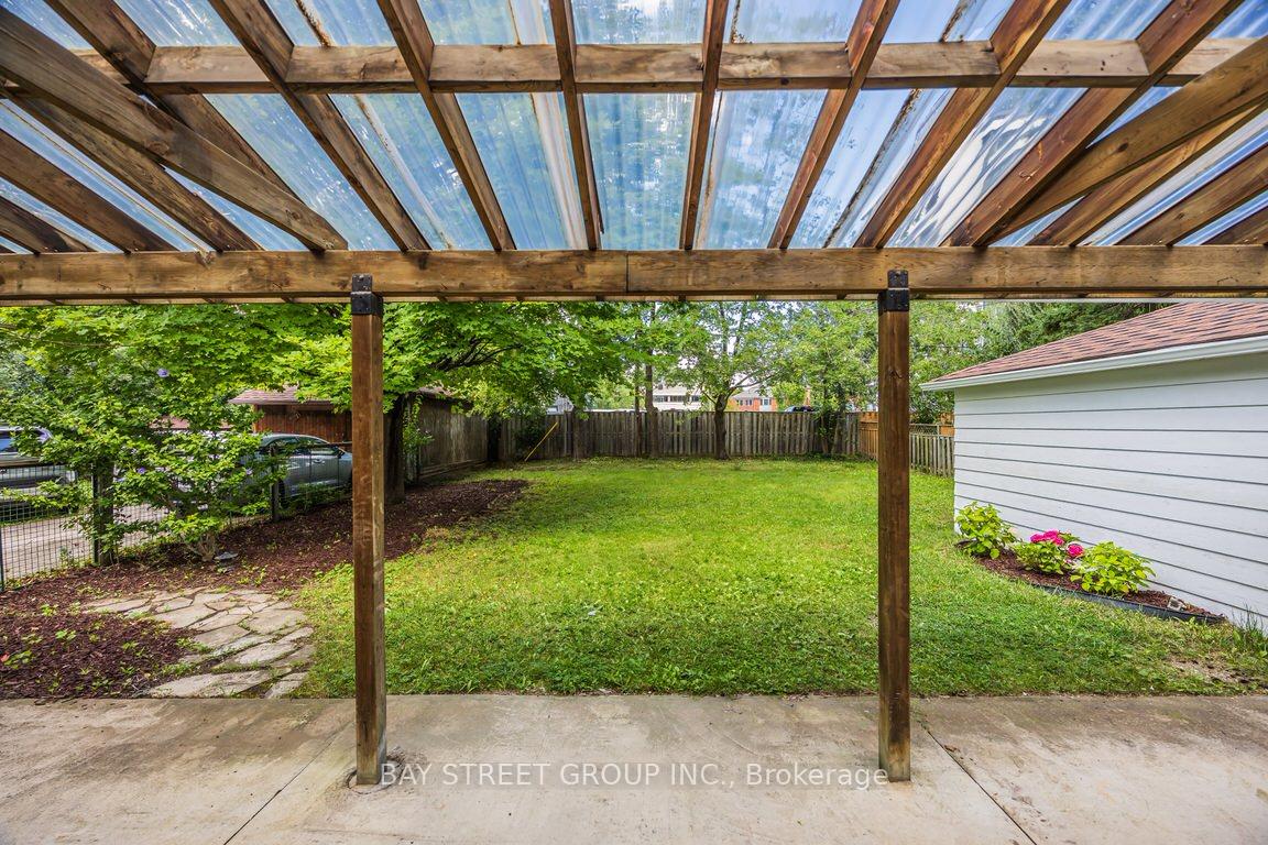 Photo 2 of Unit Lower Level, 12 Craigmore Crescent, North York, Willowdale East — HOMEH